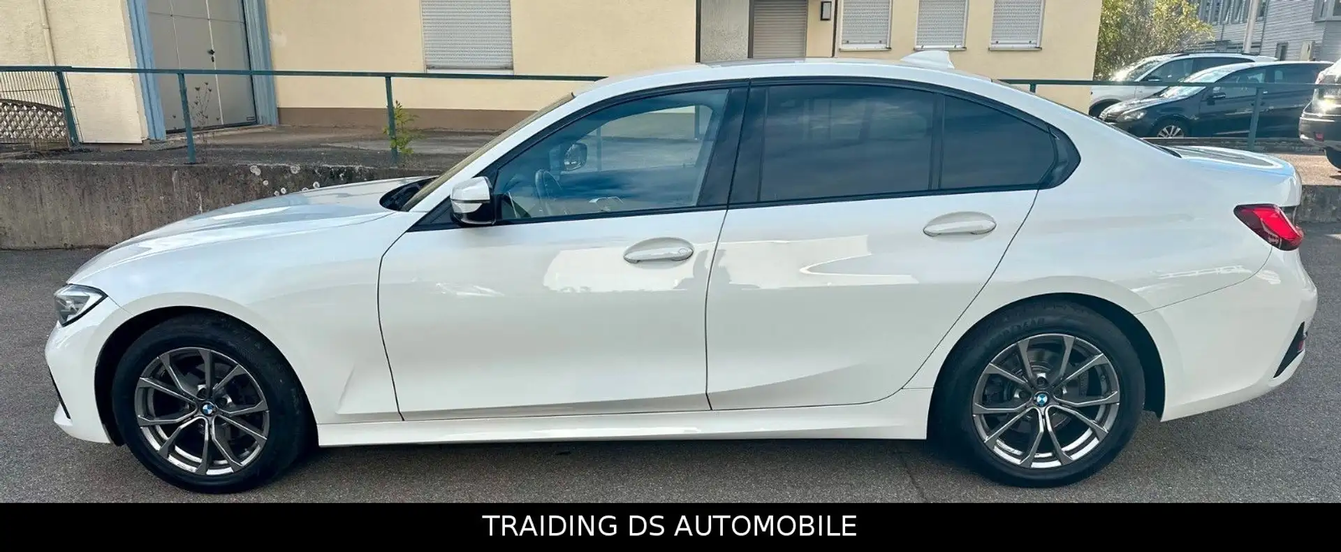 BMW 318 d Sport Line -LIMO-/ACC/VIRTUAL/AMBIENTE Blanc - 2