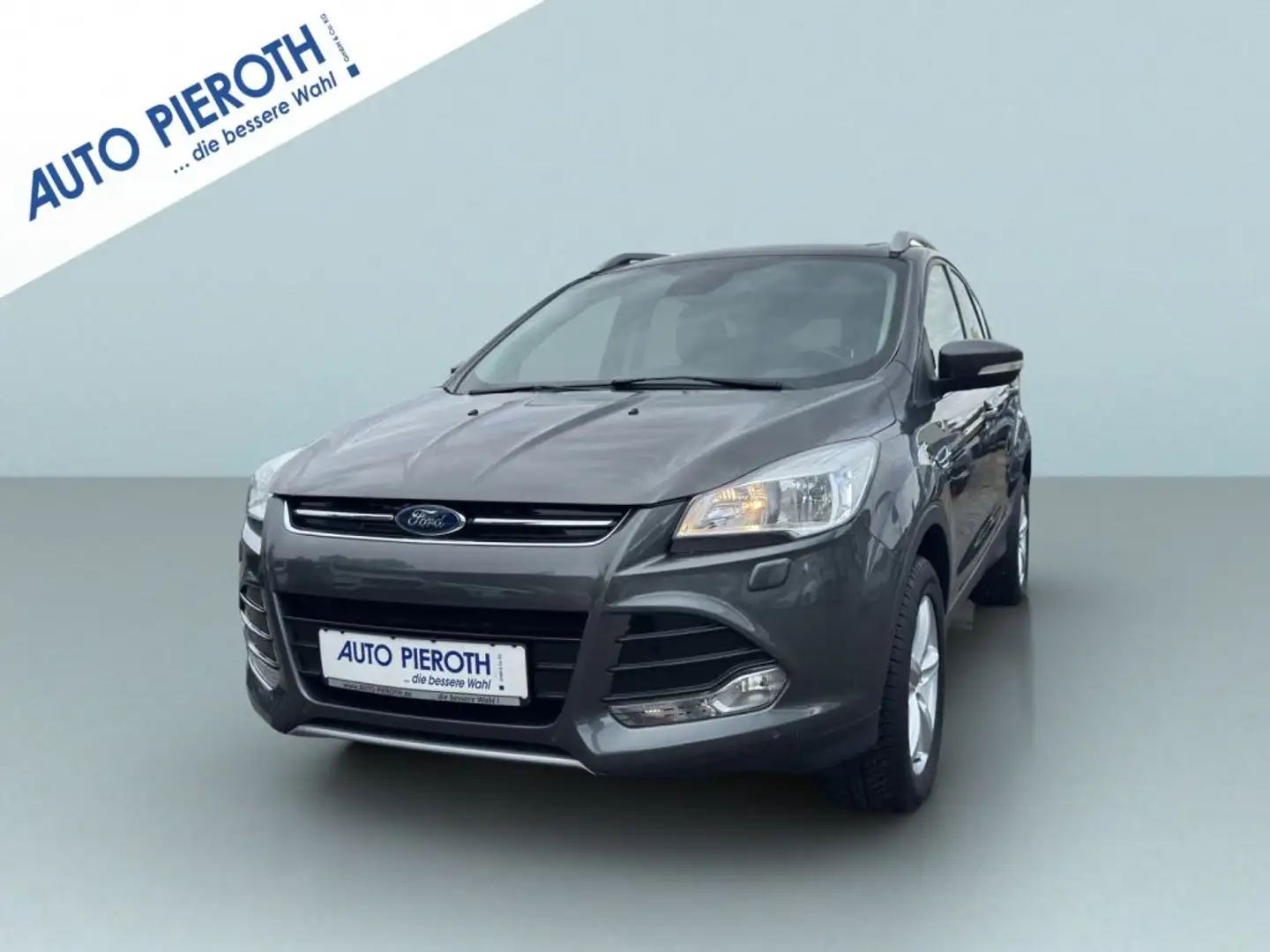 Ford Kuga 1.5 EcoBoost 2x4 Titanium Grijs - 1
