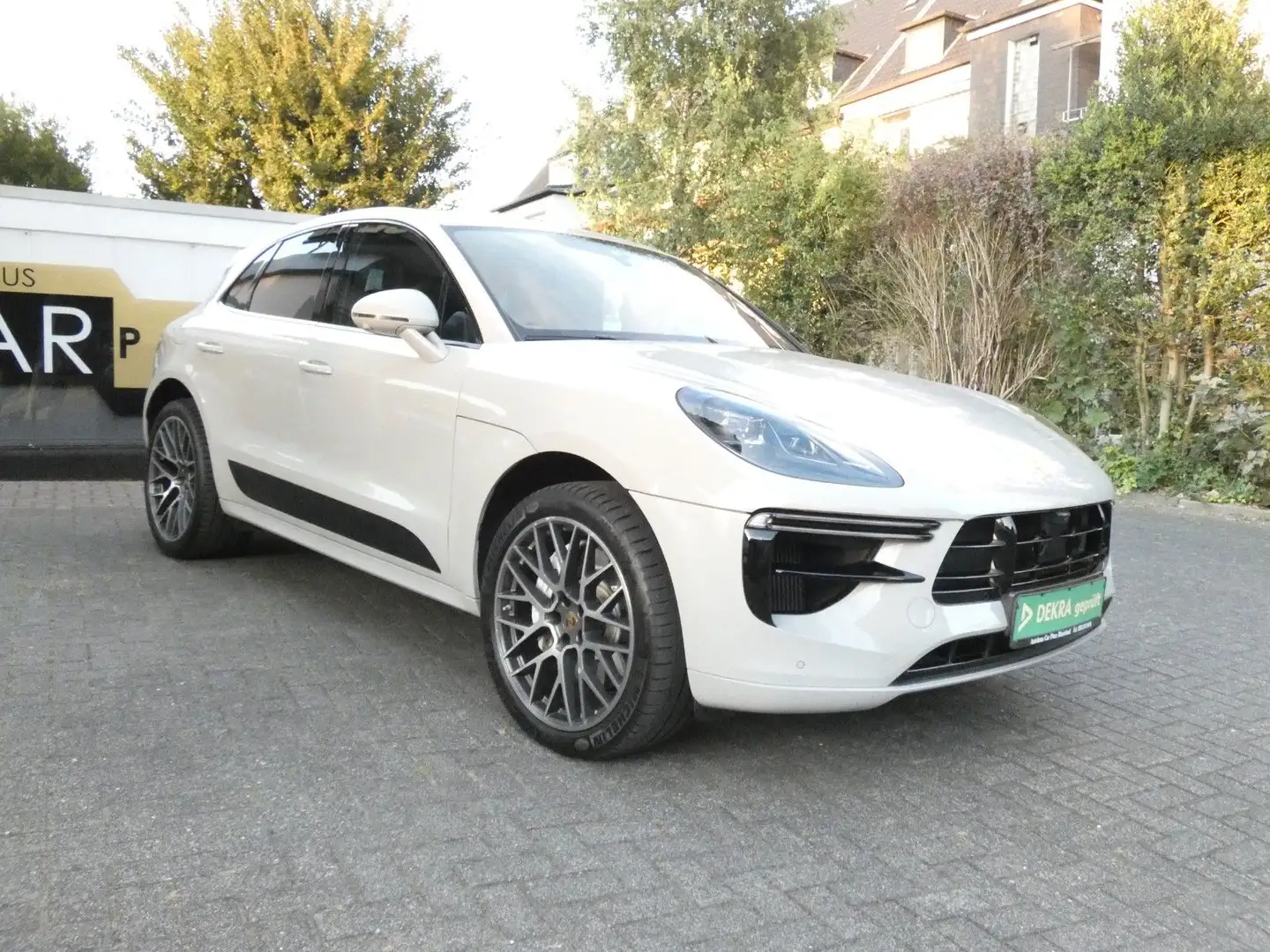 Porsche Macan Turbo/2.Hand/Pano/Leder/Navi/21"Zoll Grau - 1