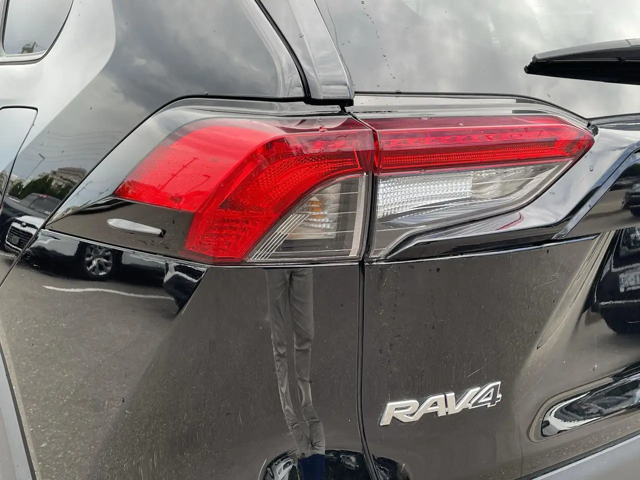 Toyota RAV 4 photo Toyota RAV 4