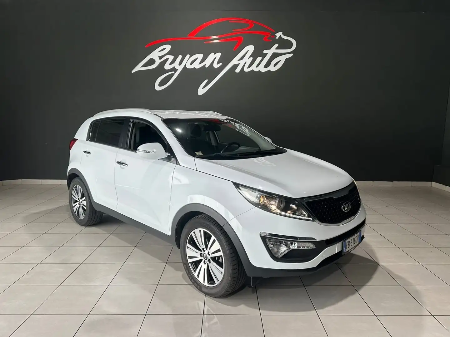 Kia Sportage 1.7 crdi Class 2wd Blanc - 2