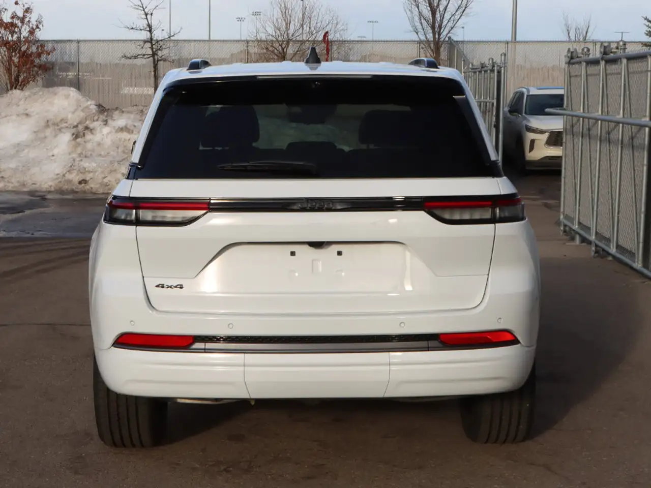 Jeep Grand Cherokee снимка Jeep Grand Cherokee