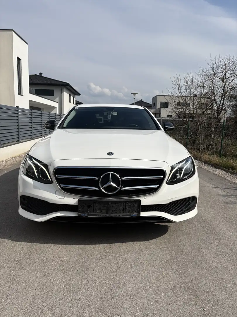 Mercedes-Benz E 220 d T Aut. - 1