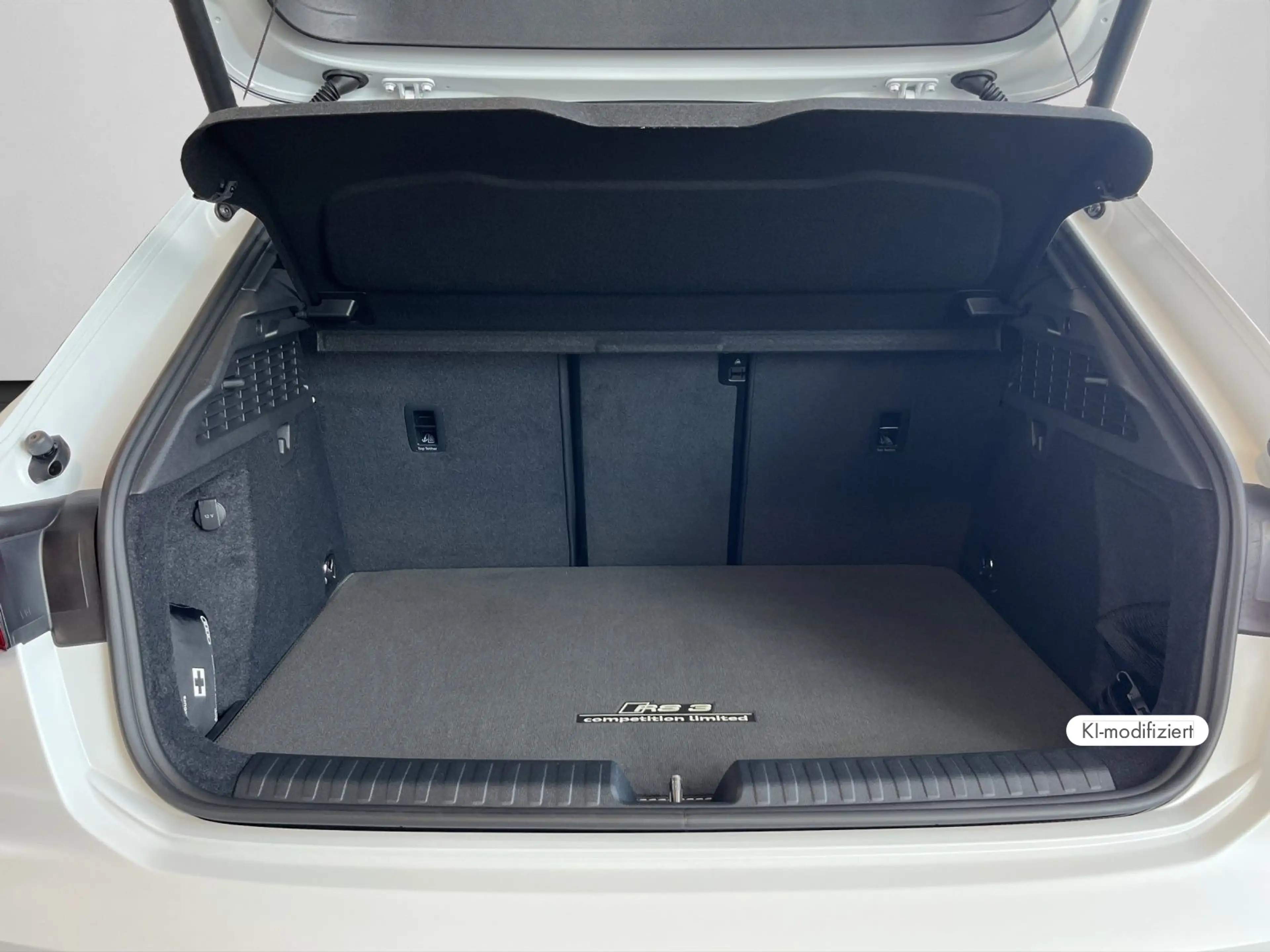 Audi RS3 competition limited — photo 15