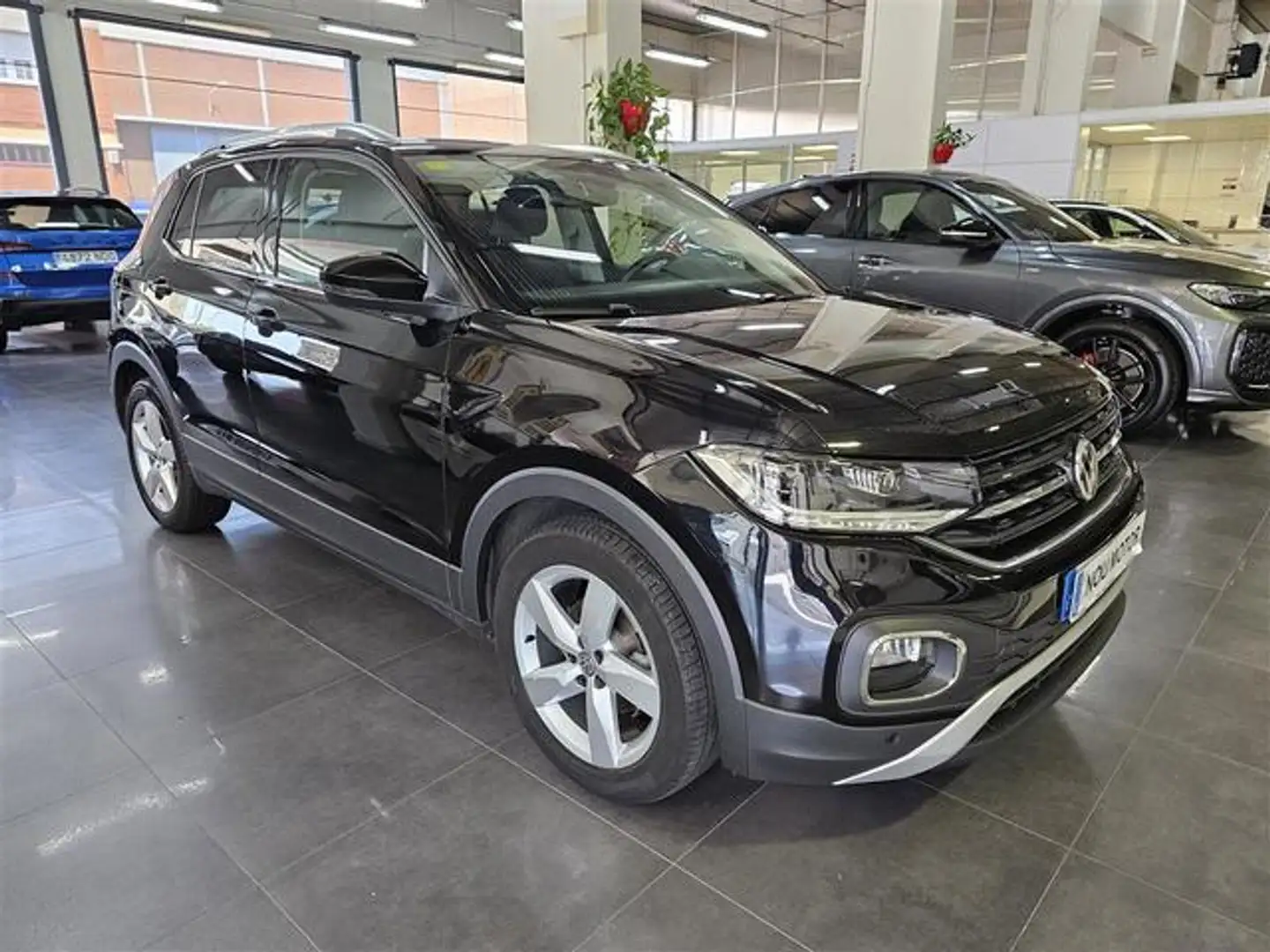 Volkswagen T-Cross 1.0 TSI Sport DSG7 85kW Negro - 2