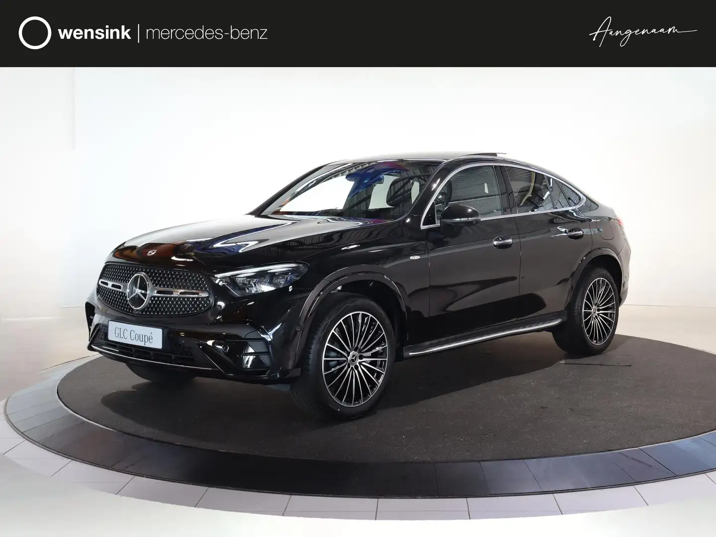 Mercedes-Benz GLC 300 e 4MATIC Coupé Sport Edition met AMG Line | Apple - 1