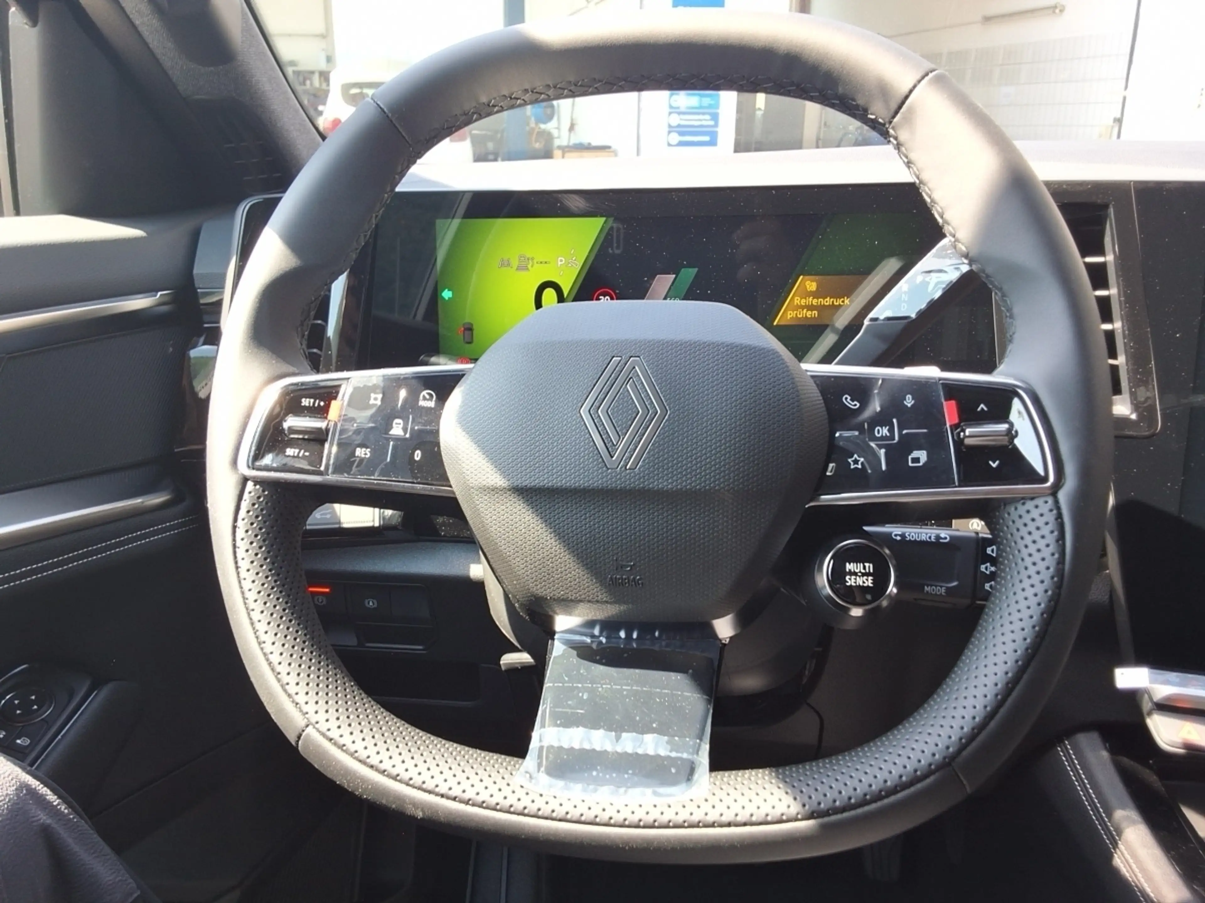 Renault Austral TECHNO MILD HYBRID 150 AUTOMATIK — photo 9
