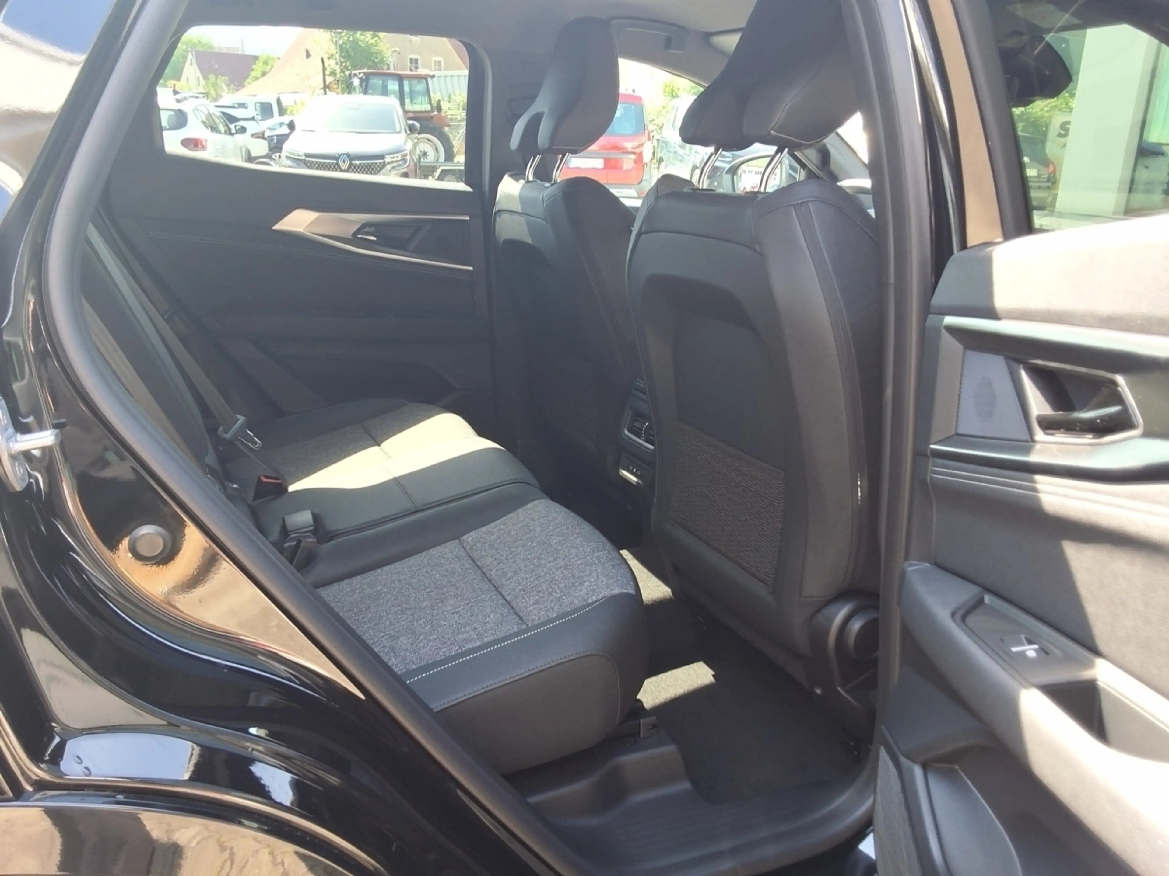 Renault Austral TECHNO MILD HYBRID 150 AUTOMATIK — photo 12