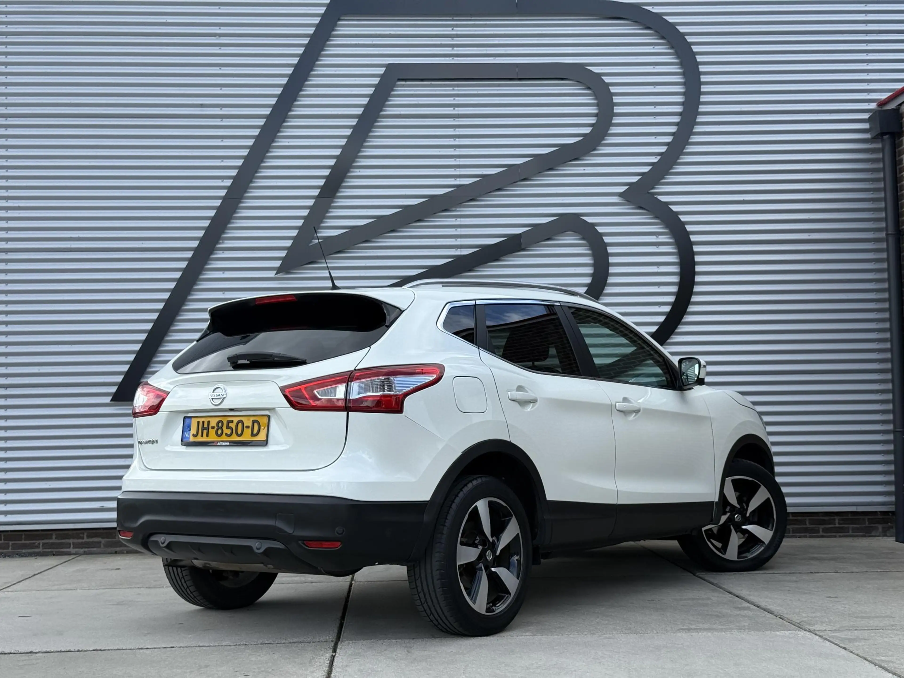 Nissan Qashqai 1.2 N-Connecta 2e Eigenaar|Pano|Navi|Camera|D-kett — photo 3