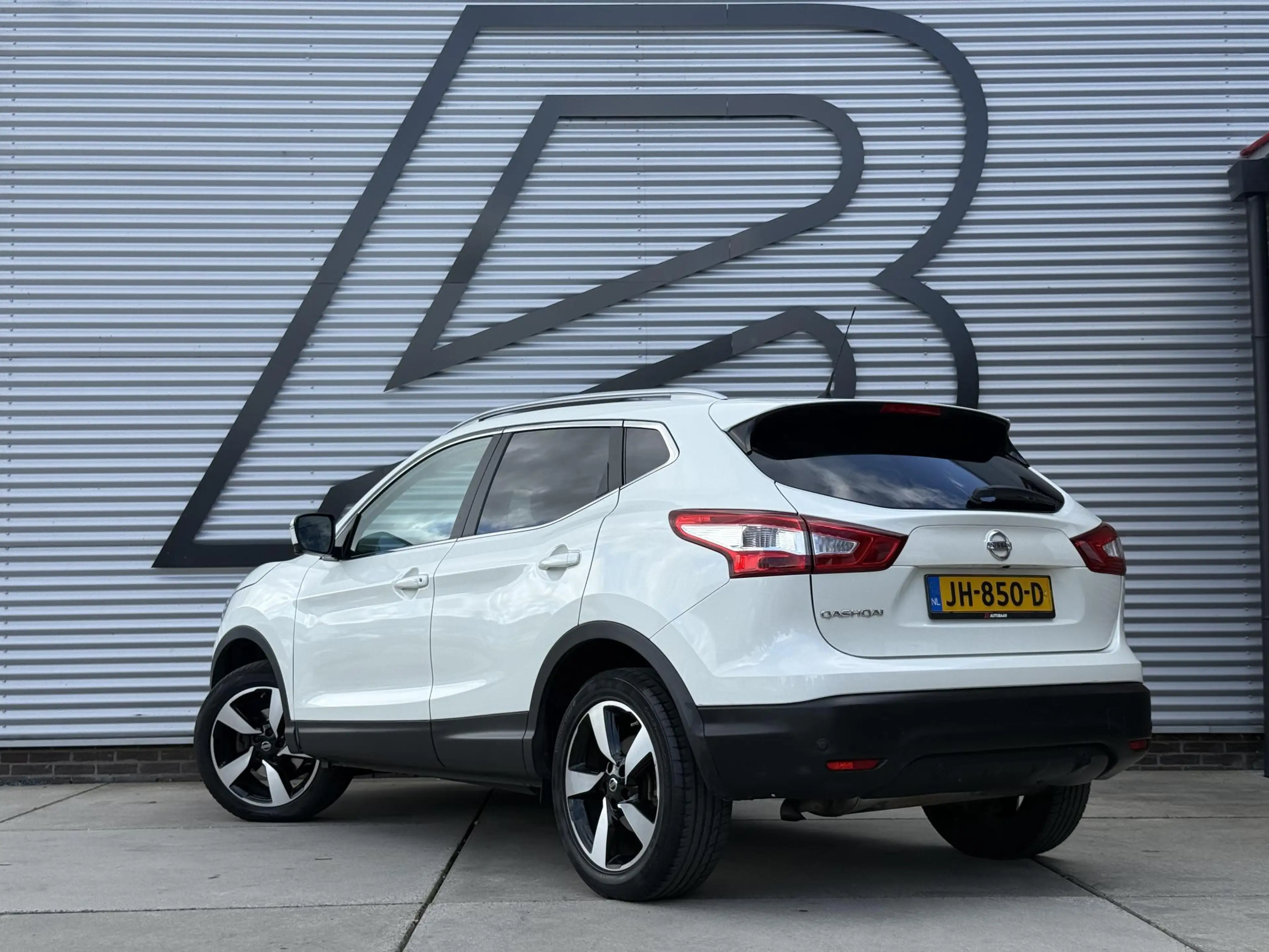 Nissan Qashqai 1.2 N-Connecta 2e Eigenaar|Pano|Navi|Camera|D-kett — photo 11