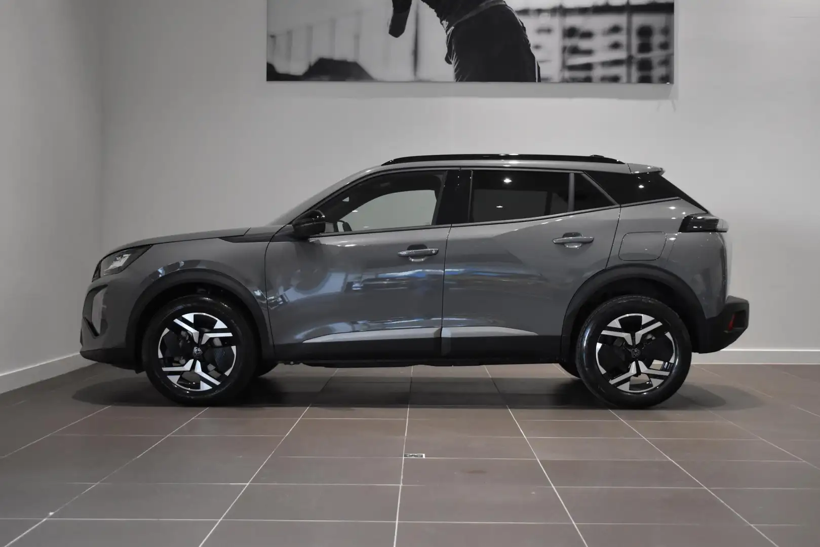 Peugeot 2008 1.2 PureTech 100 Allure | Navigatie | achteruitrij Gris - 2