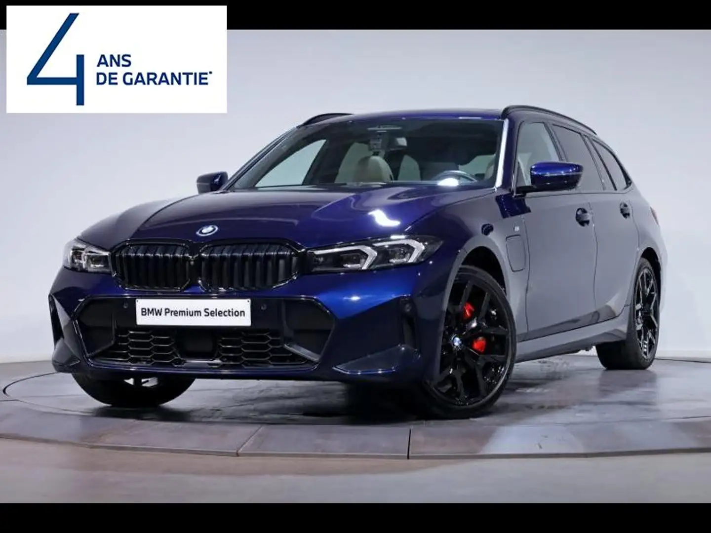 BMW 330 e xDrive Touring Kit M Sport Bleu - 1