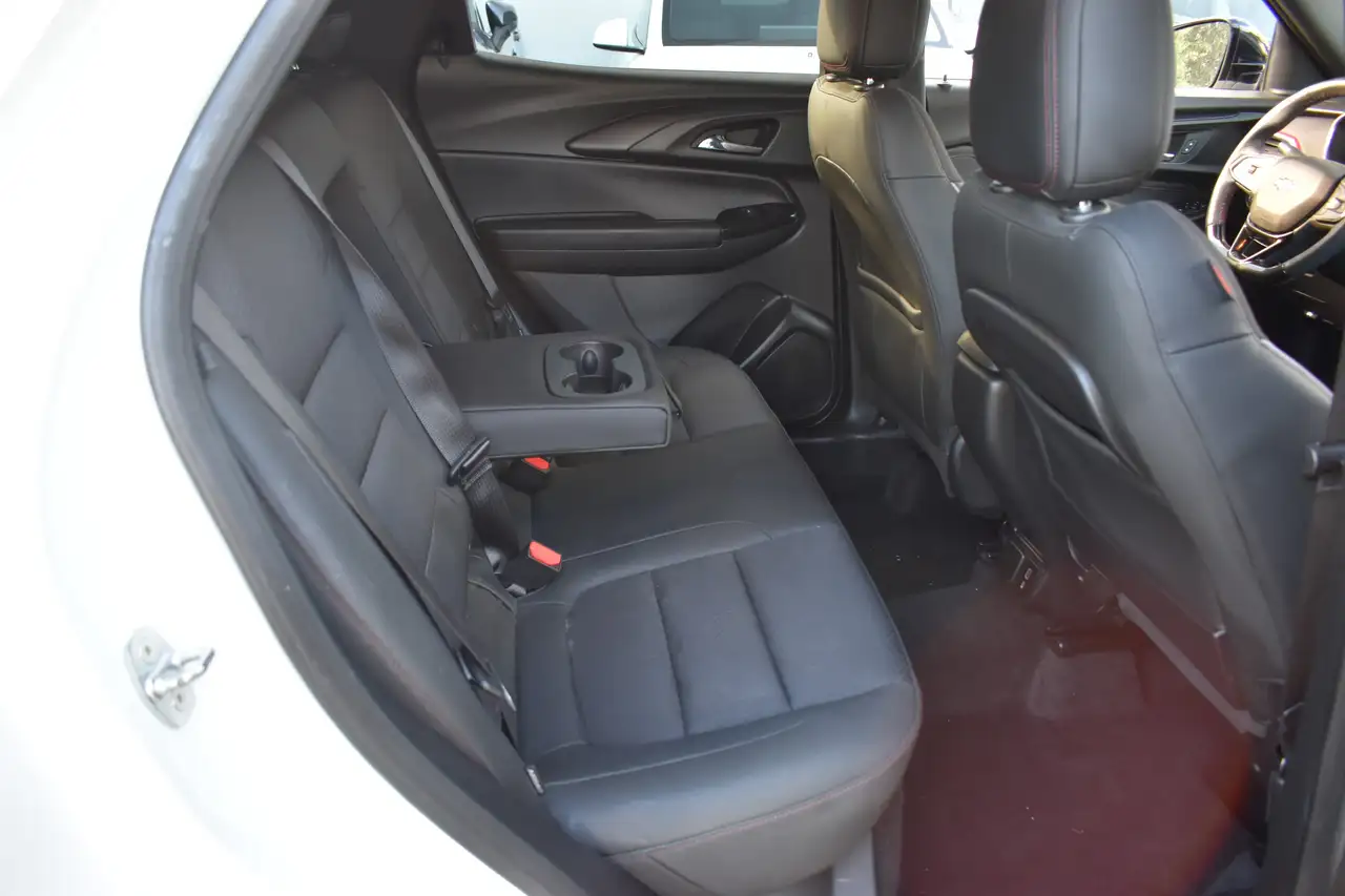 Chevrolet Trailblazer снимка Chevrolet Trailblazer
