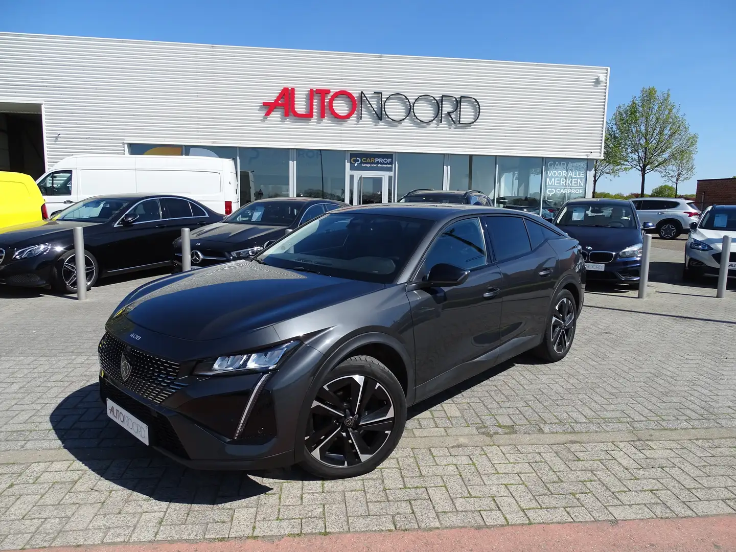 PEUGEOT 408