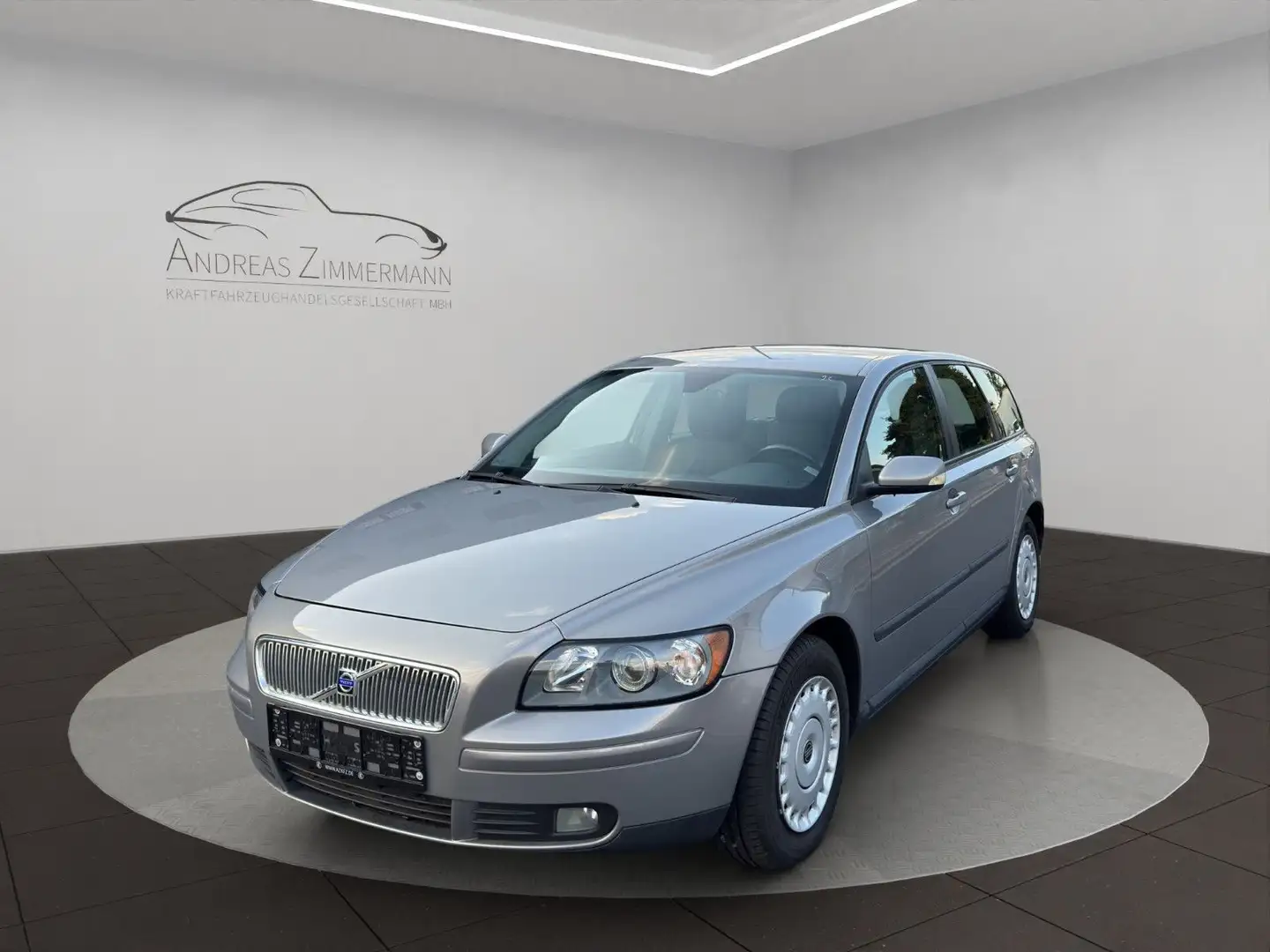 Volvo V50 Kombi 1.8 WENIG KILOMETER! Gris - 1