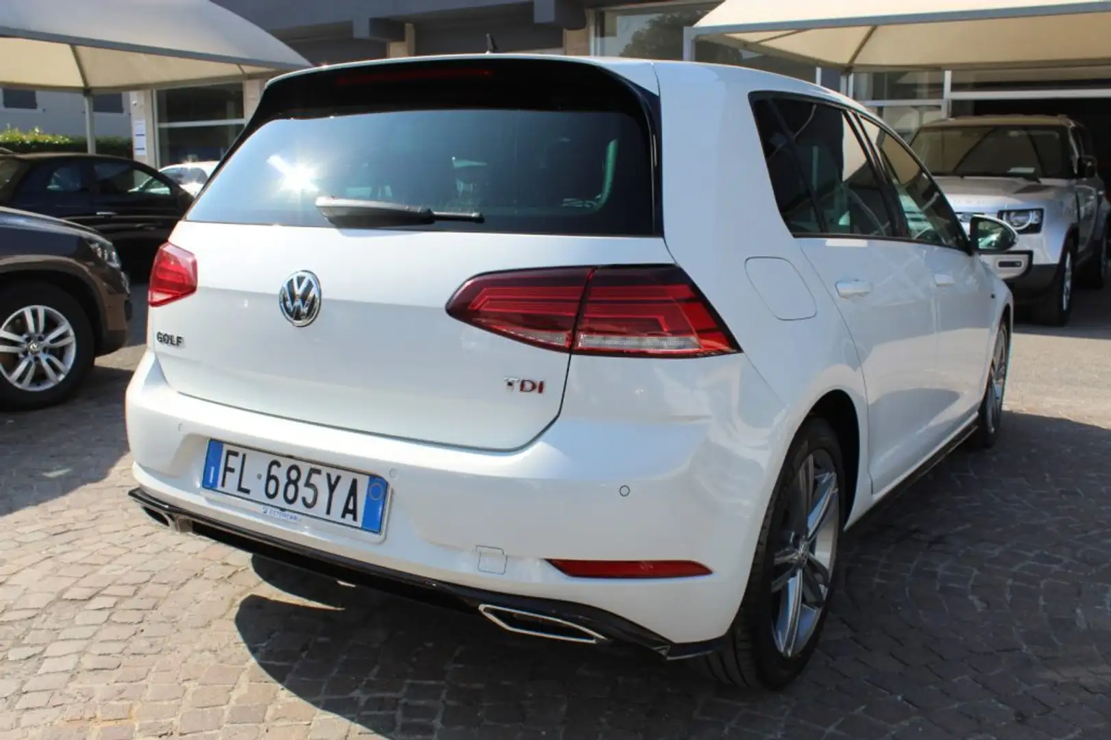 Volkswagen Golf 7 1.6 TDI 115CV 5p Sport R-line Bianco - 2