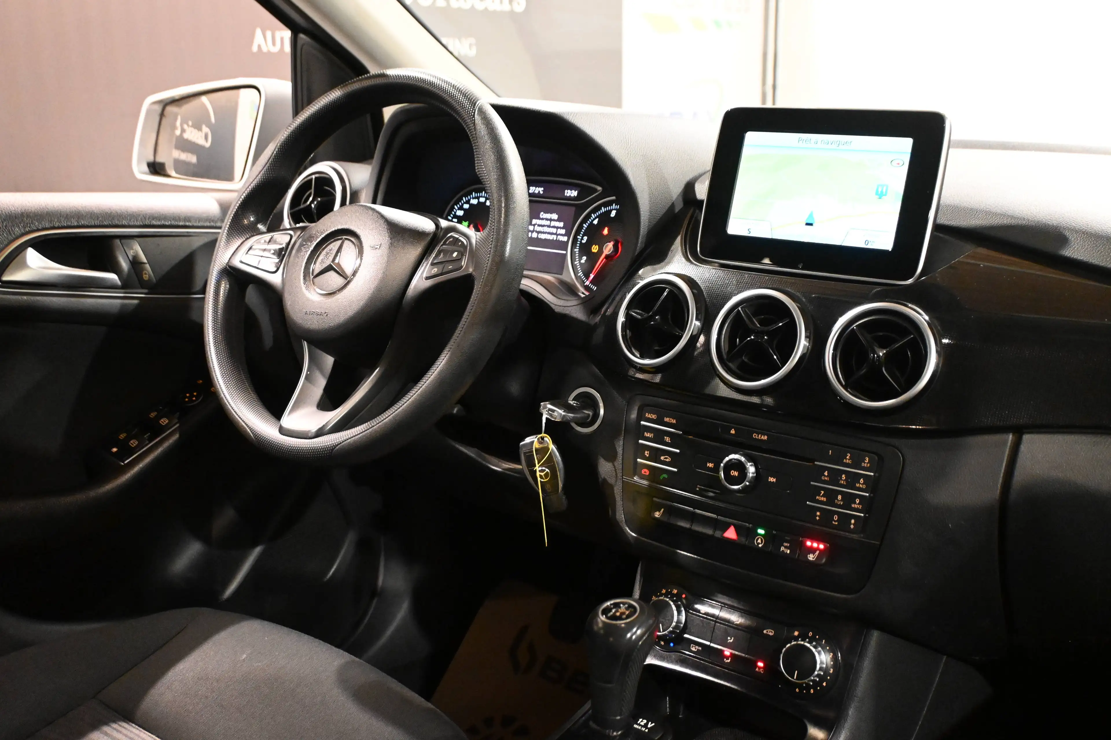 Mercedes-Benz B 180 B 180 FACELIFT EURO 6 / ESSENCE / GPS NAVIGATION / BLUETOOTH / PDC !! — photo 15