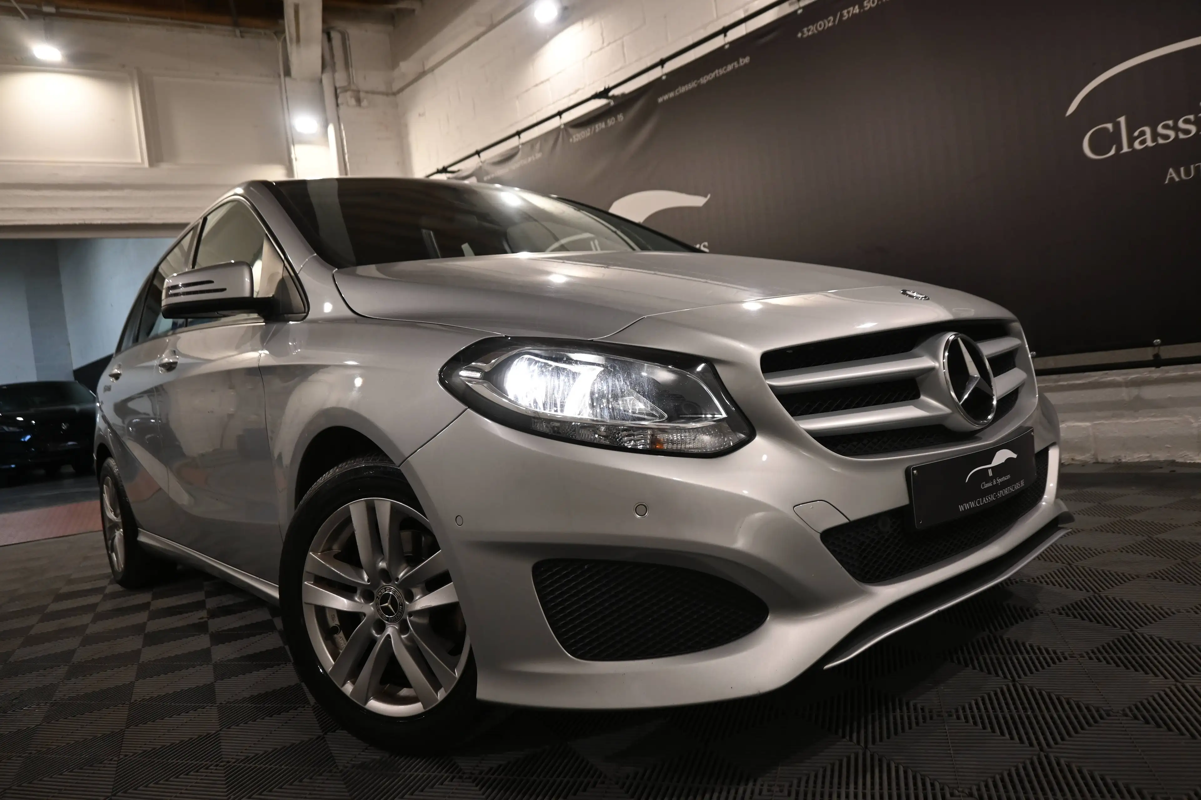 Mercedes-Benz B 180 B 180 FACELIFT EURO 6 / ESSENCE / GPS NAVIGATION / BLUETOOTH / PDC !! — photo 2
