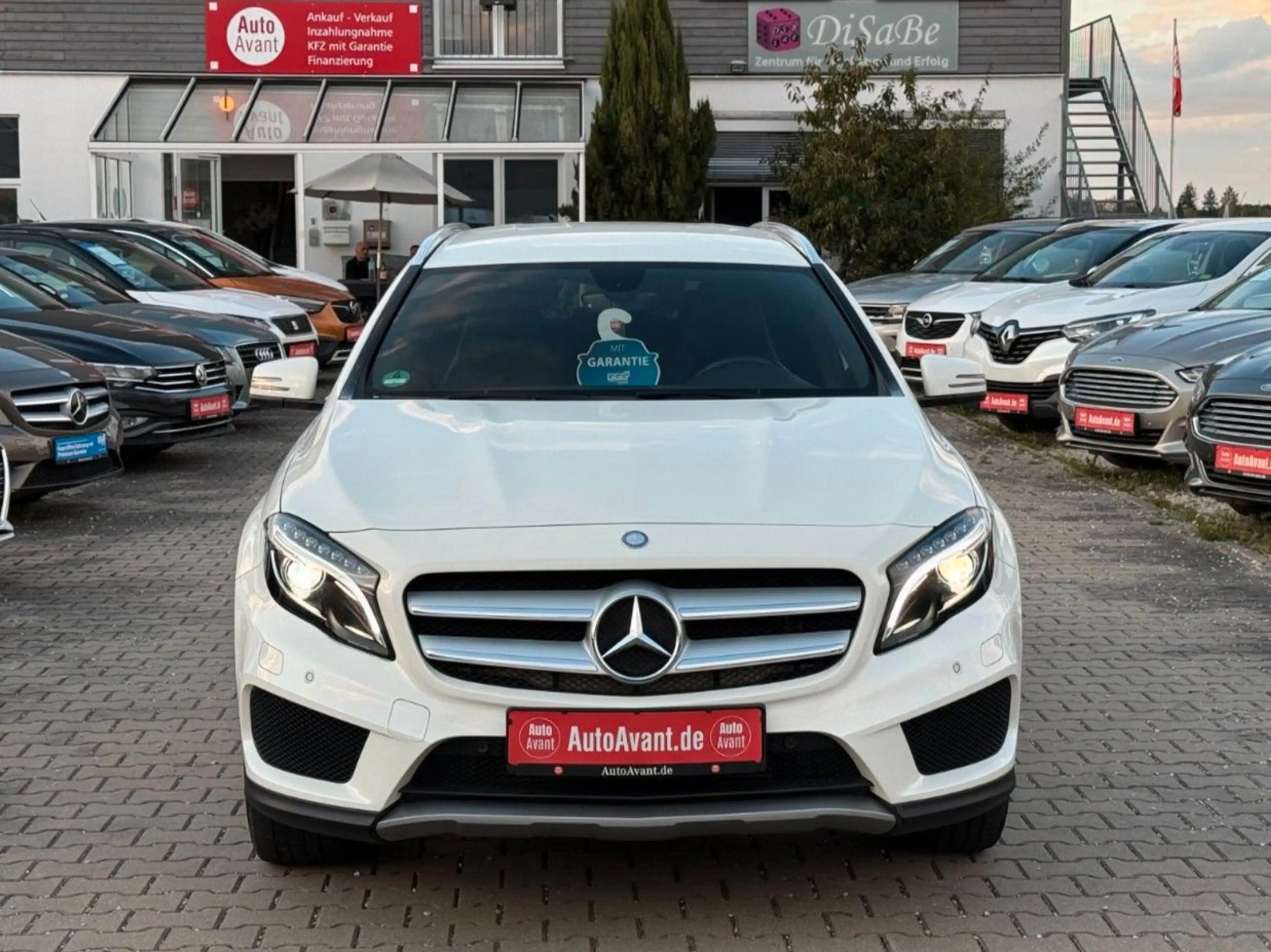 Mercedes-Benz GLA 200 AMG Line Style*8-FACH*BCM*MFL*SHZ*XENON* — photo 2
