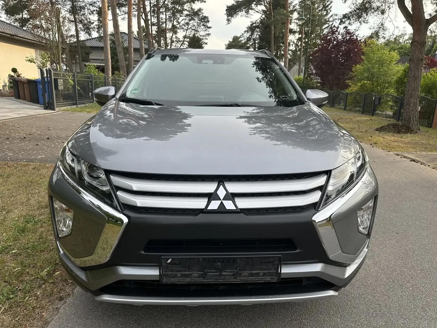 Mitsubishi Eclipse Cross Eclipse+Cross+1.5+T-MIVEC+(ClearTec)+CVT+2WDActive - 1