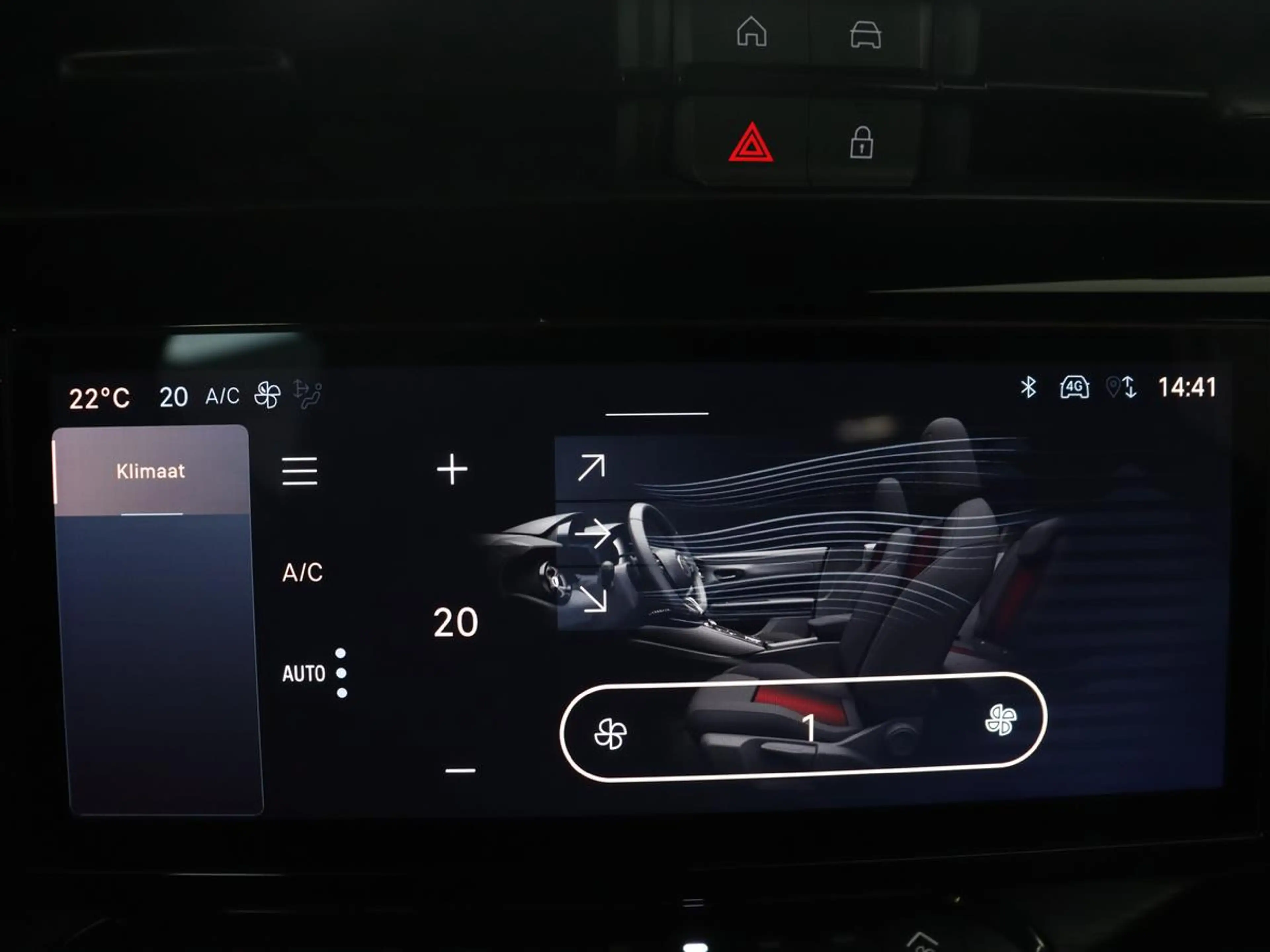 Alfa Romeo Junior 1.2 Turbo Hybrid Ibrida | LED | Parkeerhulp | Appl — photo 17