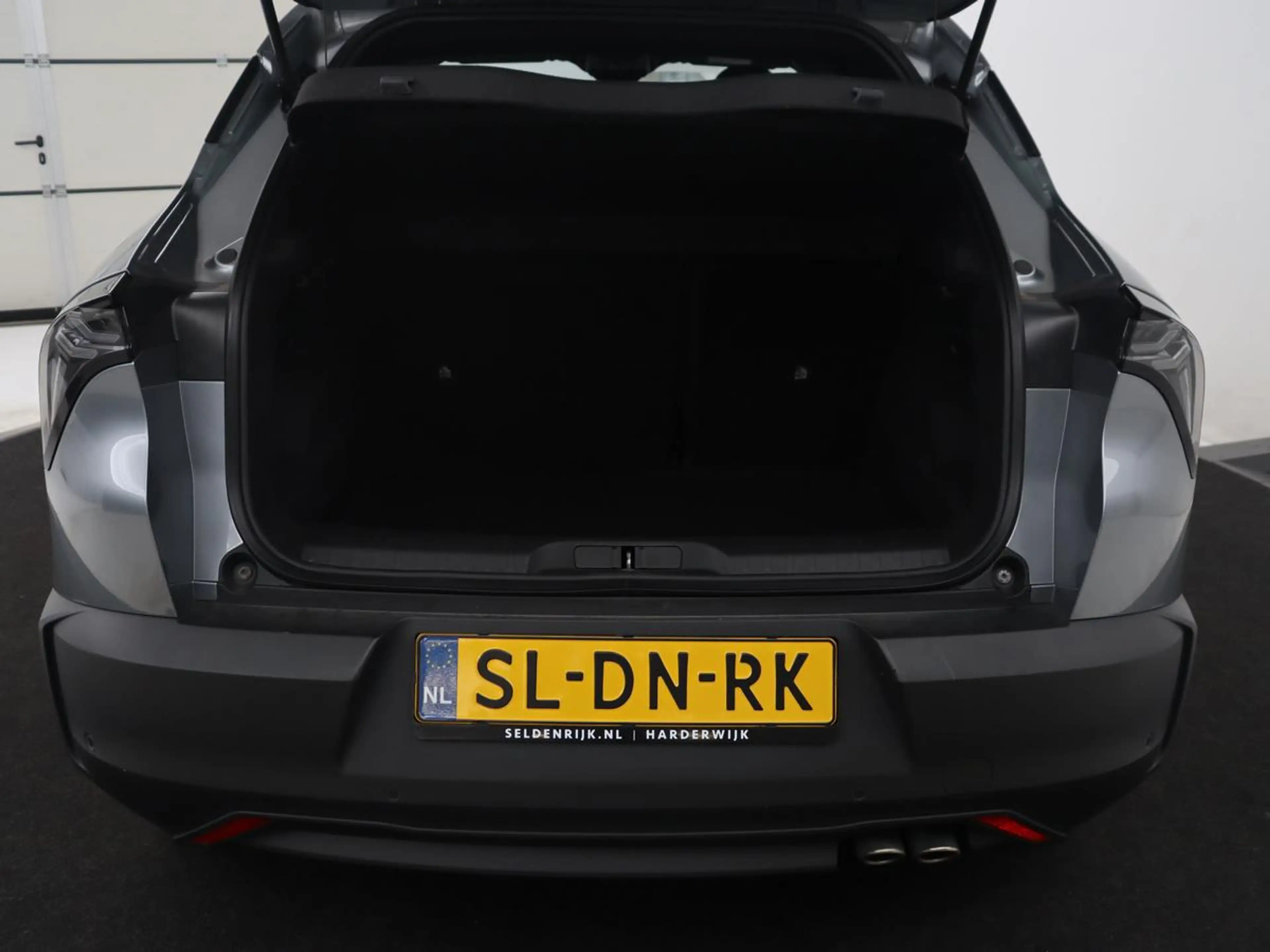 Alfa Romeo Junior 1.2 Turbo Hybrid Ibrida | LED | Parkeerhulp | Appl — photo 7