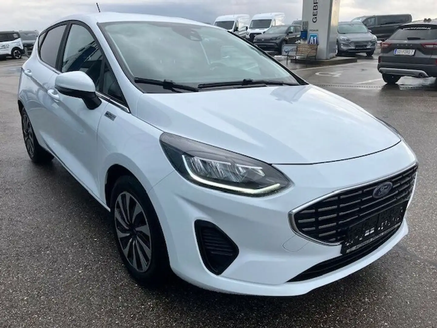 Ford Fiesta 5-türig Titanium 125PS Benzin Weiß - 2