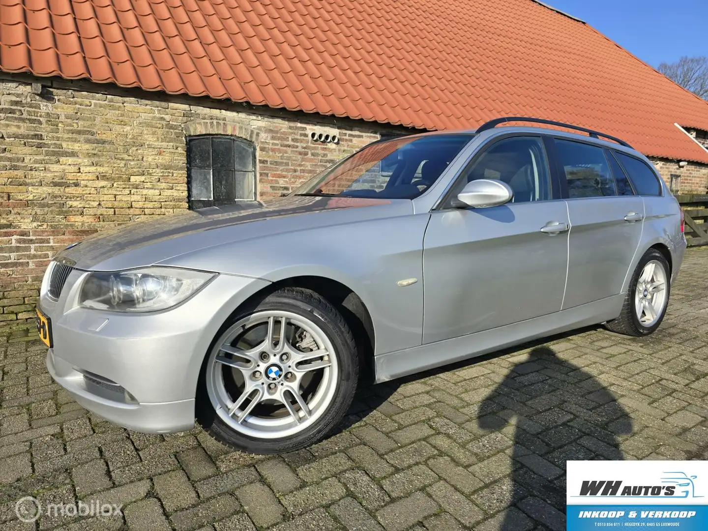 BMW 330 3-serie Touring 330xi Dynamic Executive Xenon, hal Grijs - 1