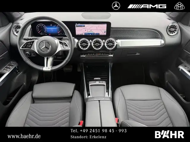 Mercedes-Benz GLB view 4