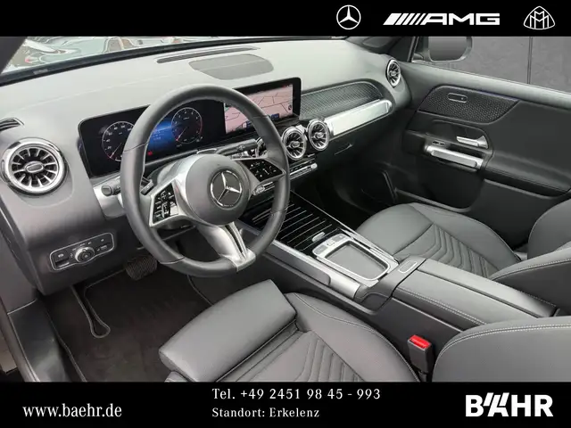Mercedes-Benz GLB view 11