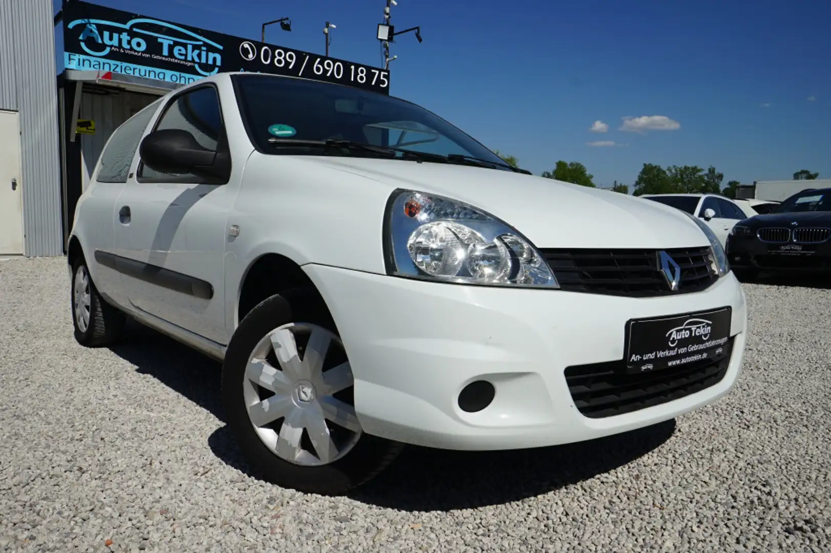 Renault Clio 1.2 Campus Authentique |HU AU NEU| |USB| Weiß - 1