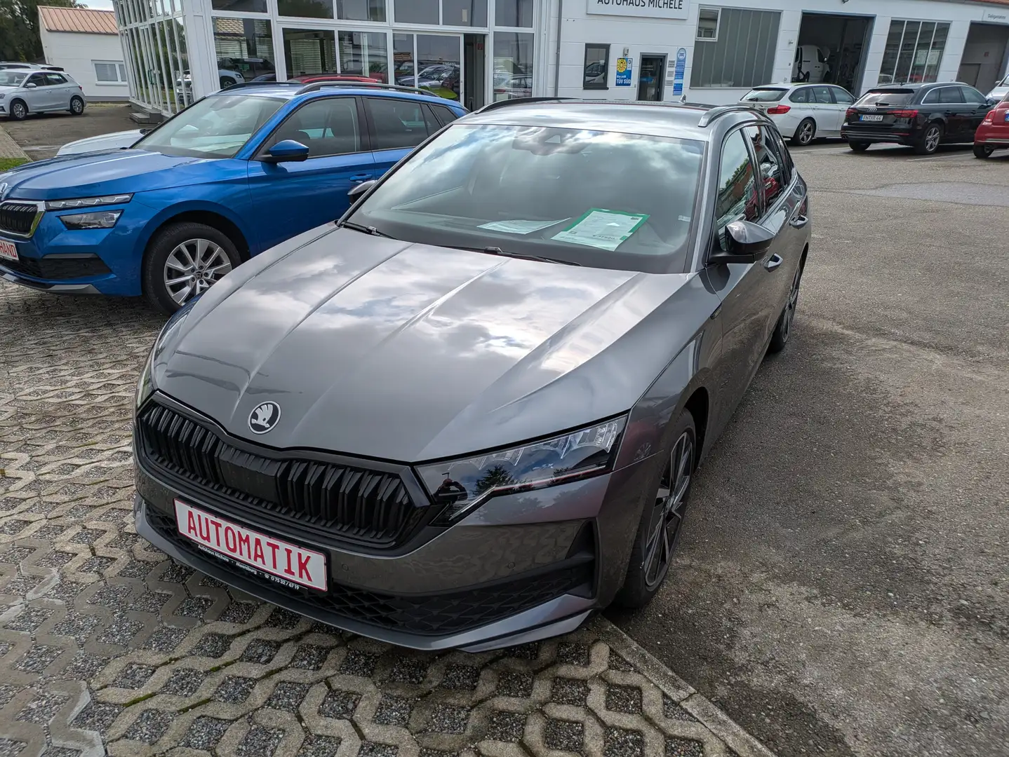 Skoda Octavia Com IV 2.0 TDI Sportline / DSG / NAVI / SHZ / ACC Grau - 1