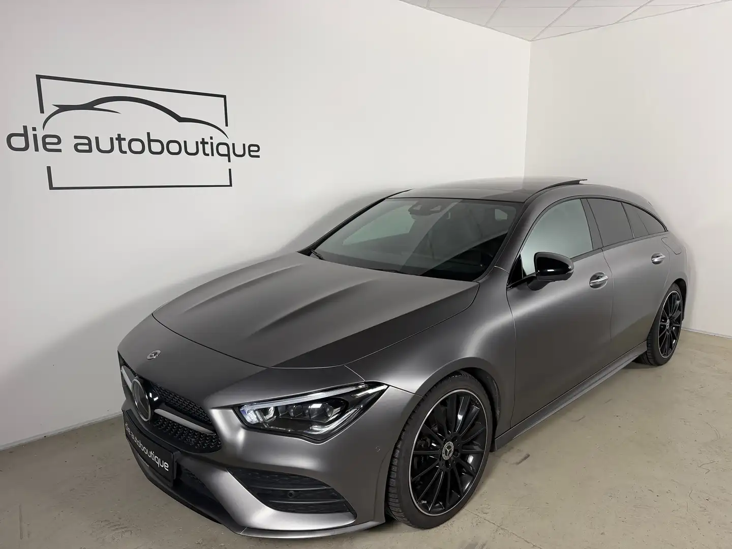 Mercedes-Benz CLA 220 d 4Matic // Pano // HUD // Memory // Magno // Grau - 2