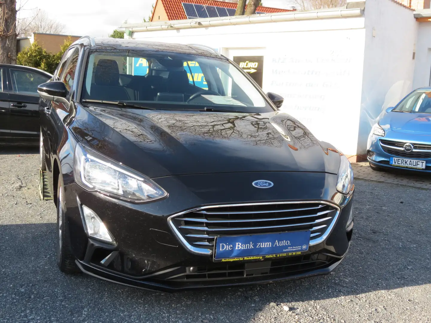 Ford Focus Titanium Mildhybrid!! TOP!!Navi!!Allwetter!! Schwarz - 1