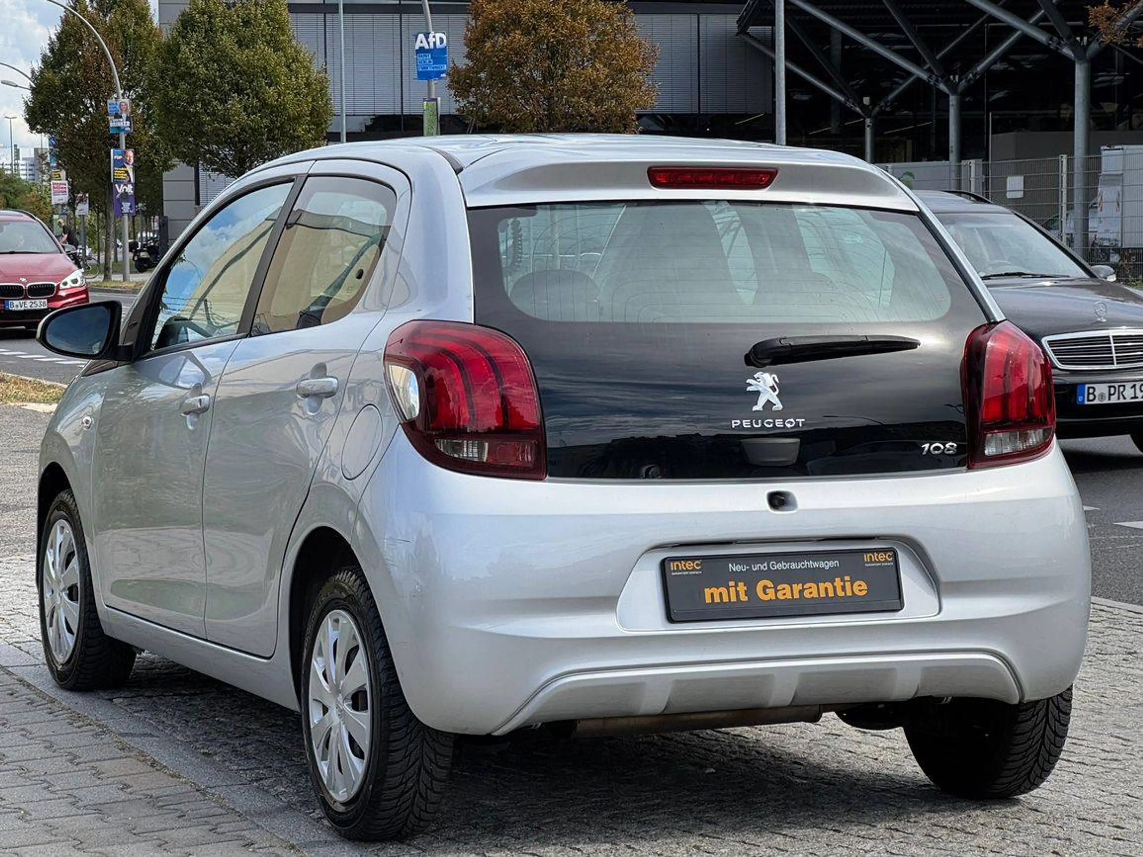 Peugeot 108 Active,Klima,Navi,Kamera,5Türig,Scheckheft — photo 6