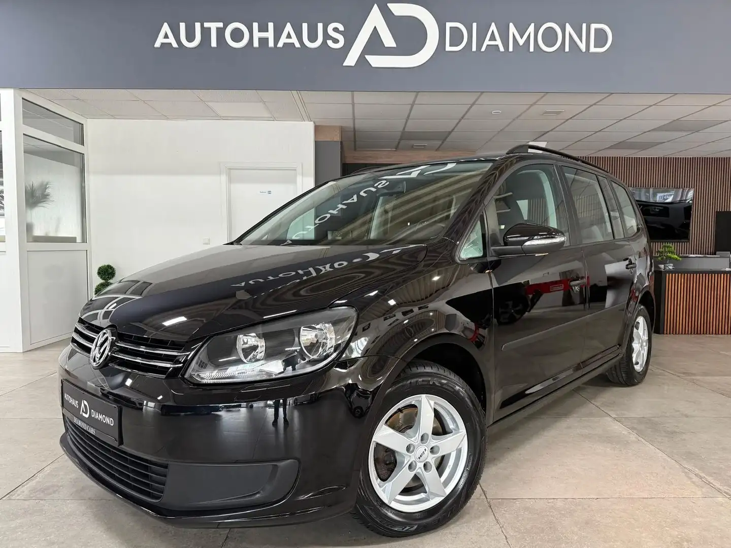 Volkswagen Touran Trendline * NAVI * SHZ * TÜV * Schwarz - 2