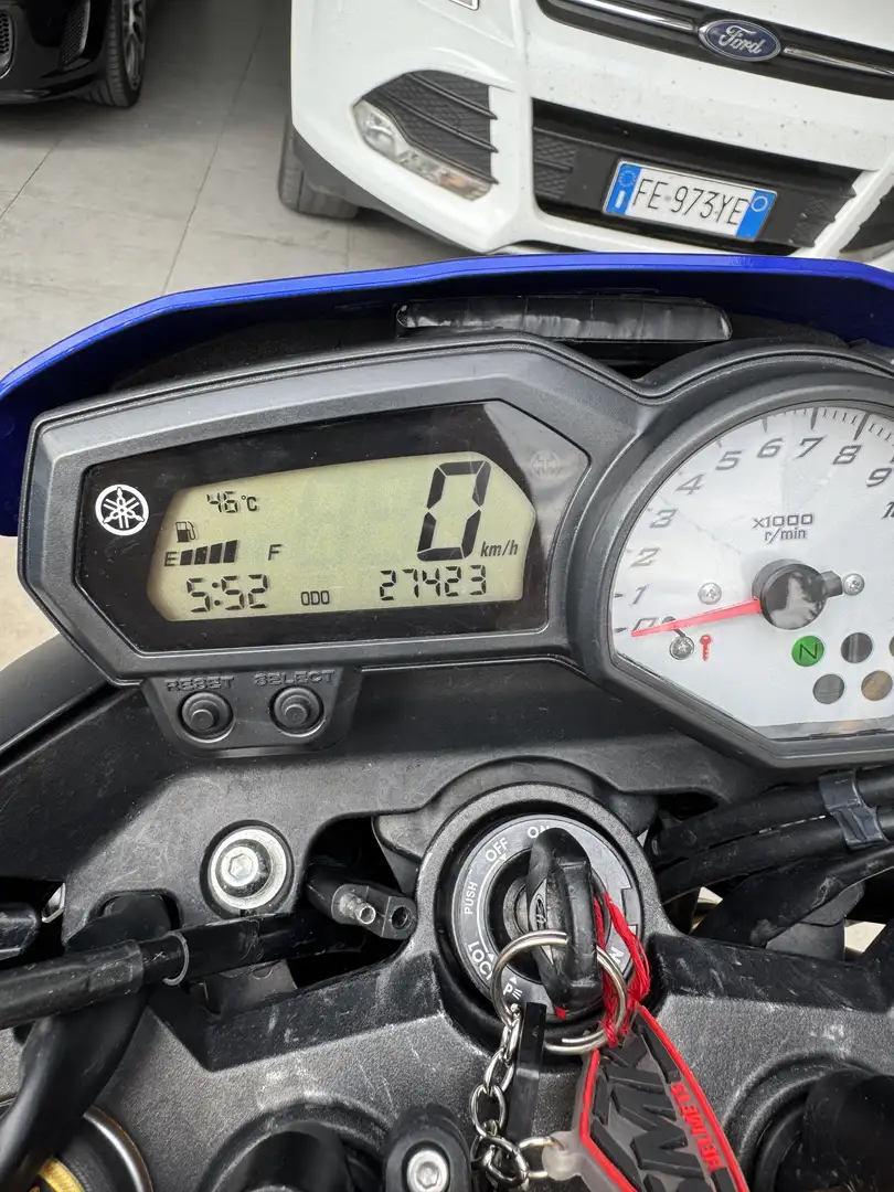 Yamaha FZ 8 - 1