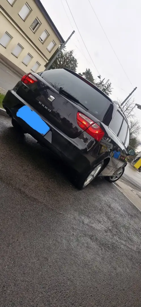 SEAT Exeo ST Reference 2,0 TDI CR Schwarz - 2