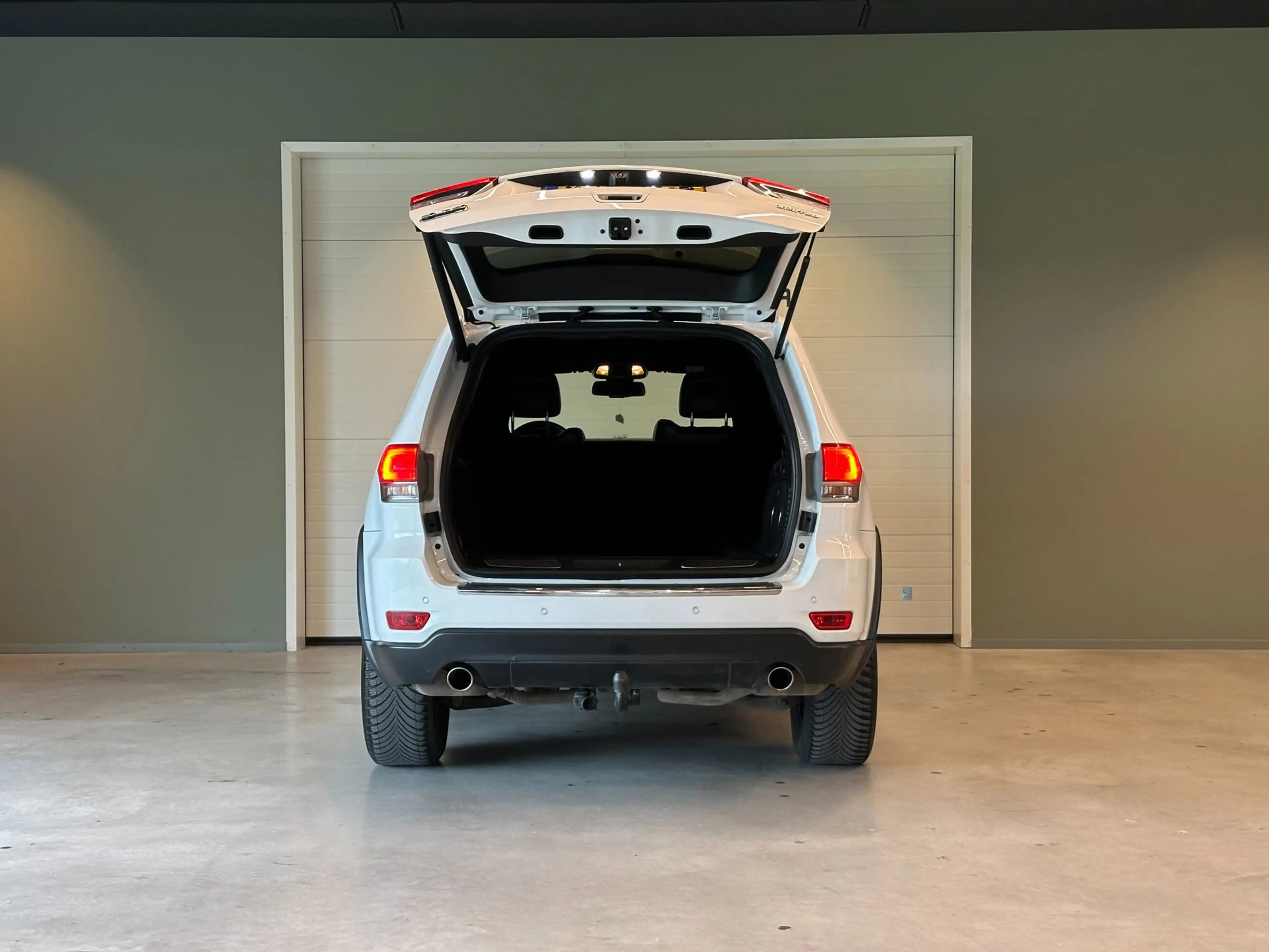 Jeep Grand Cherokee 3.0 CRD V6 AUTOMAAT 4x4 LIMITED-uitv|TREKHAAK|NAVI — photo 14