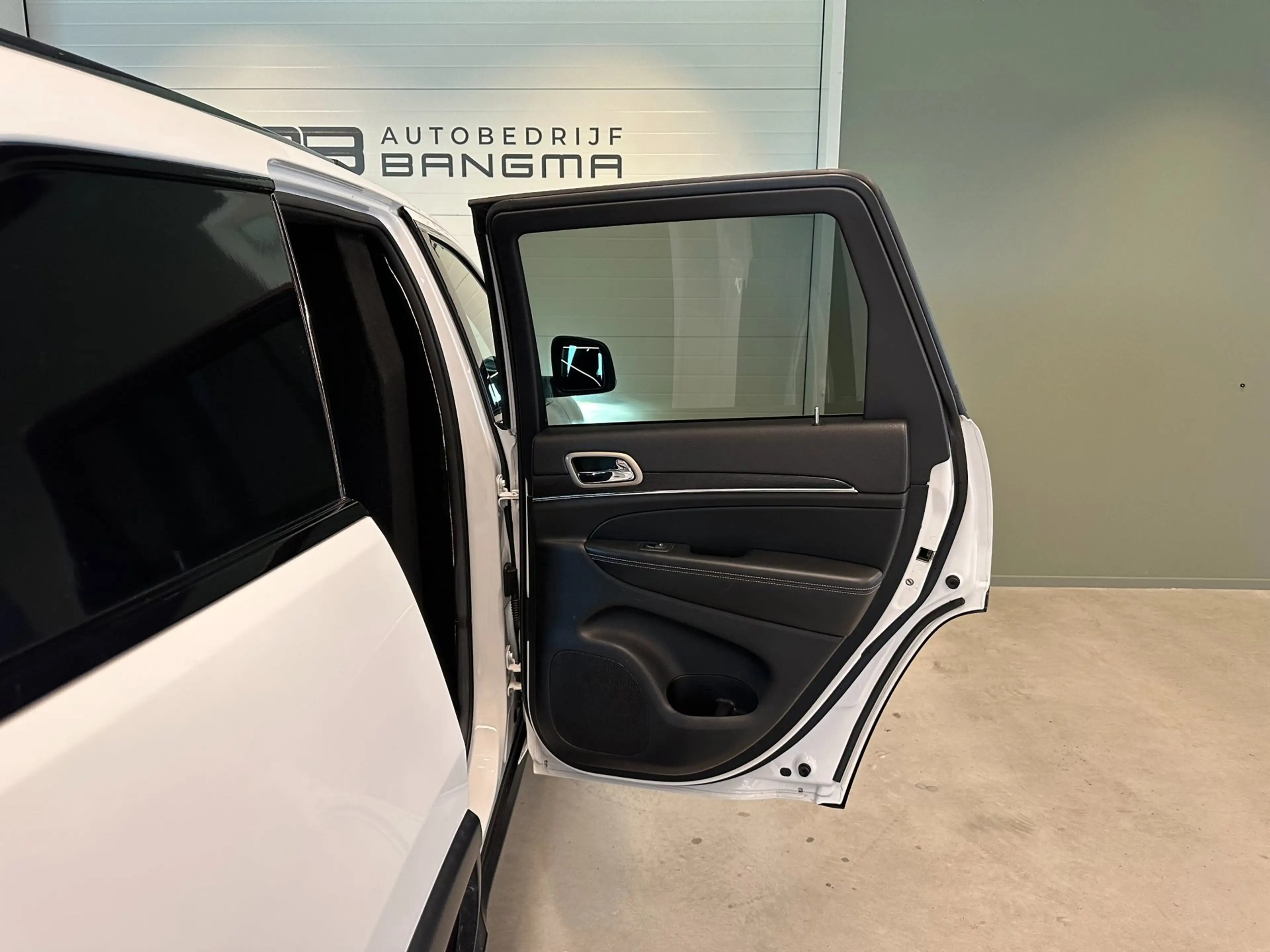 Jeep Grand Cherokee 3.0 CRD V6 AUTOMAAT 4x4 LIMITED-uitv|TREKHAAK|NAVI — photo 19