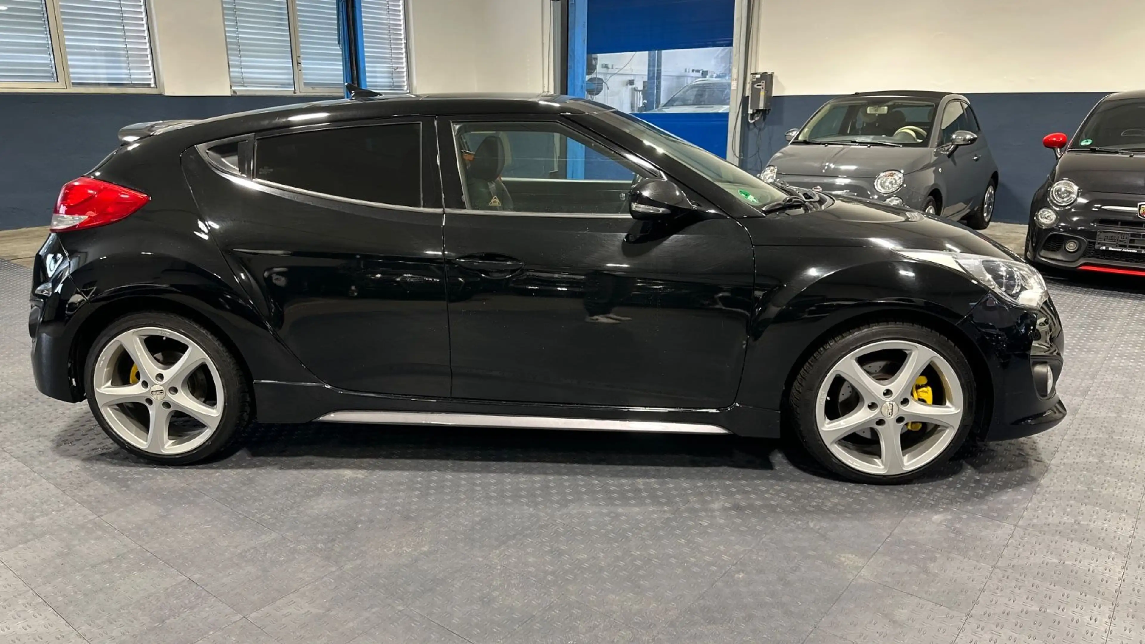 Hyundai VELOSTER Premium TURBO Mega VOLL — photo 9