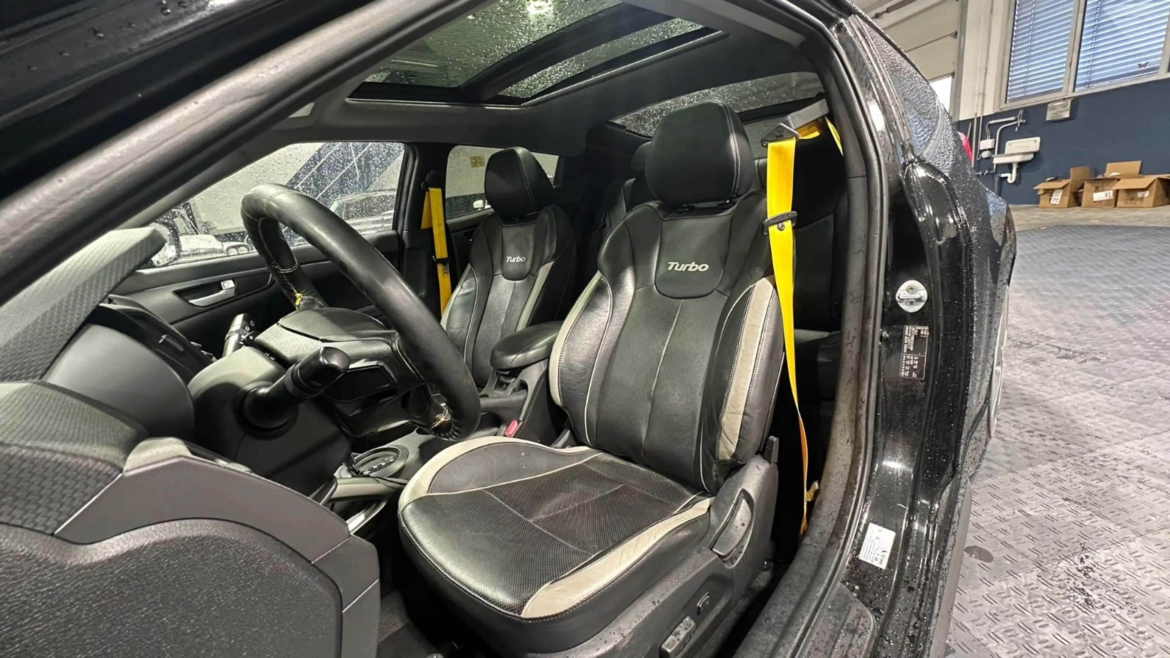 Hyundai VELOSTER Premium TURBO Mega VOLL — photo 10
