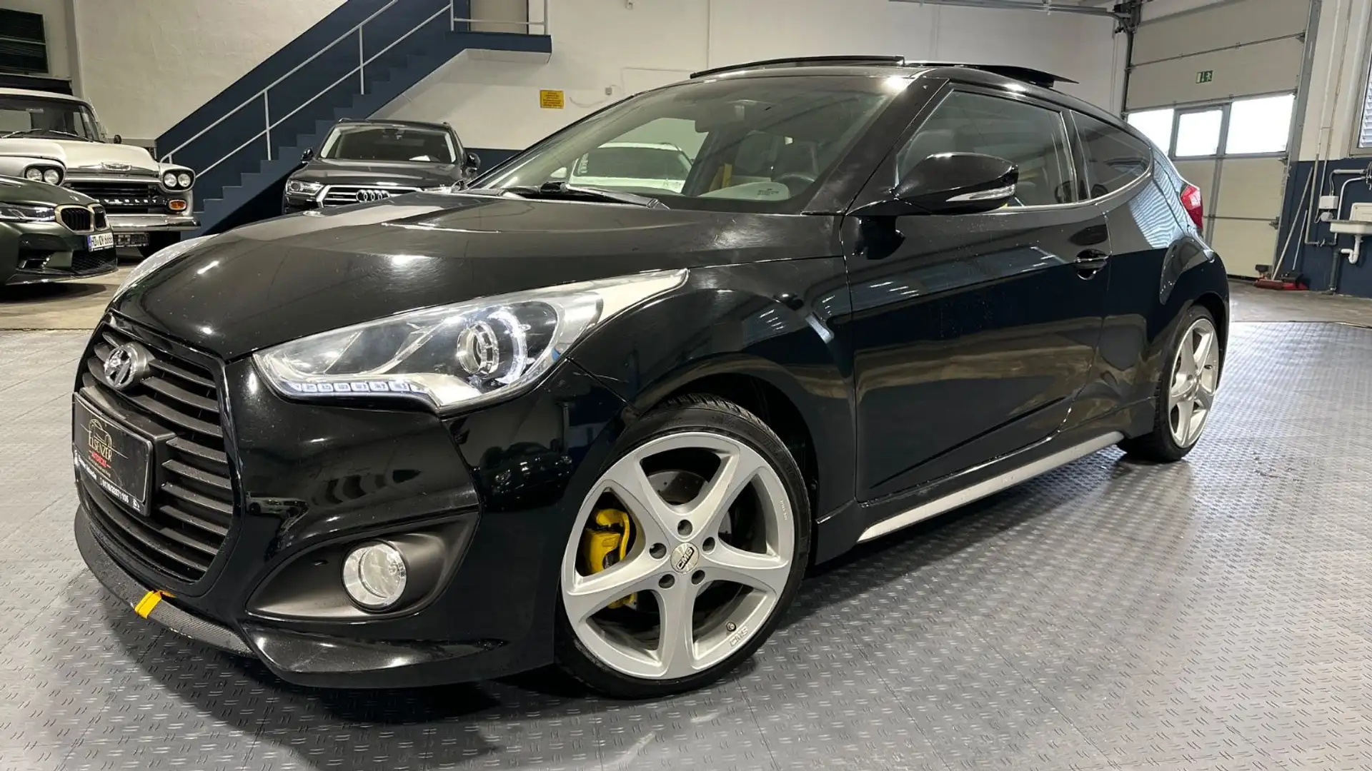 Hyundai VELOSTER Premium TURBO Mega VOLL Negro - 2