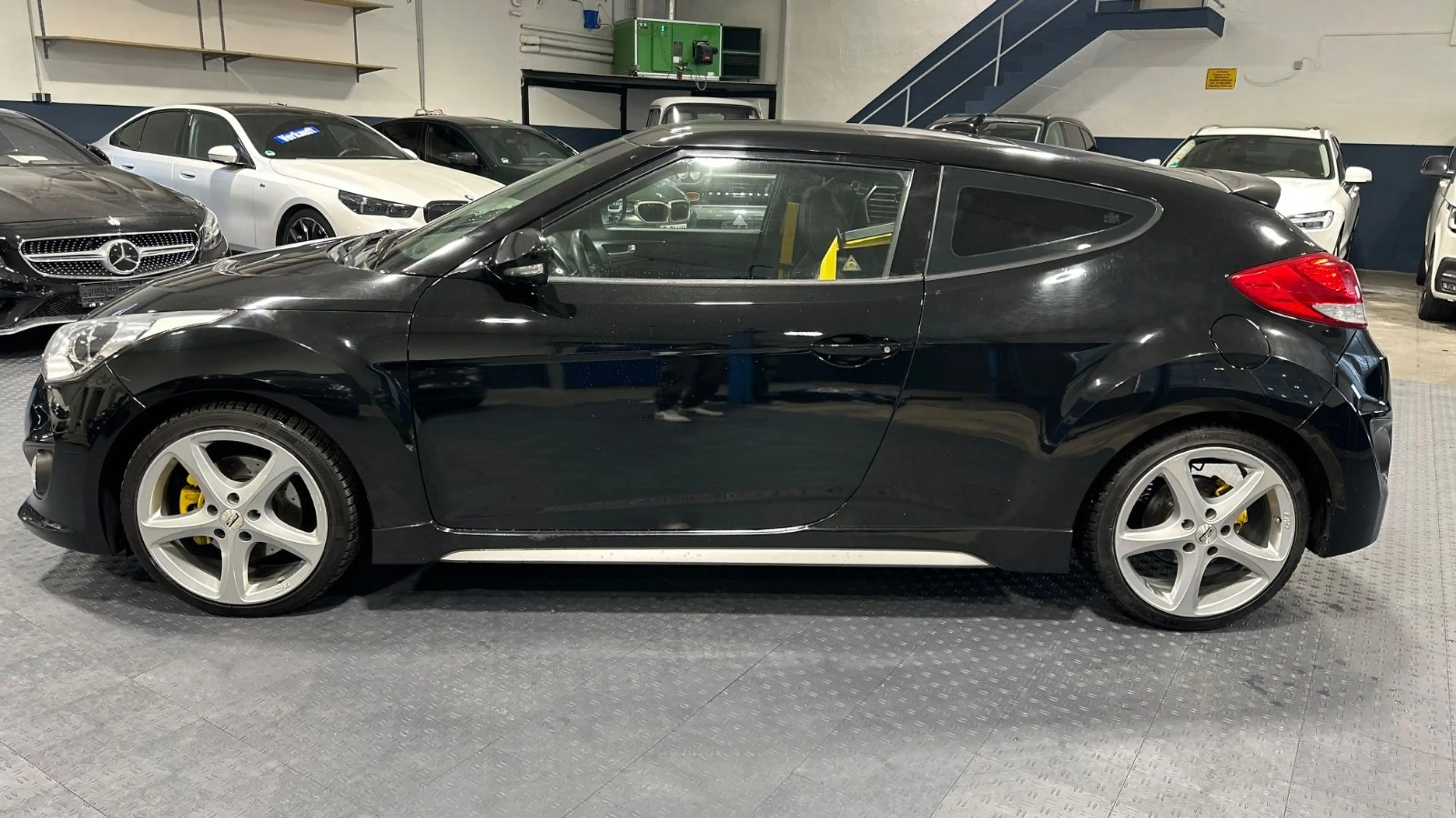 Hyundai VELOSTER Premium TURBO Mega VOLL — photo 3