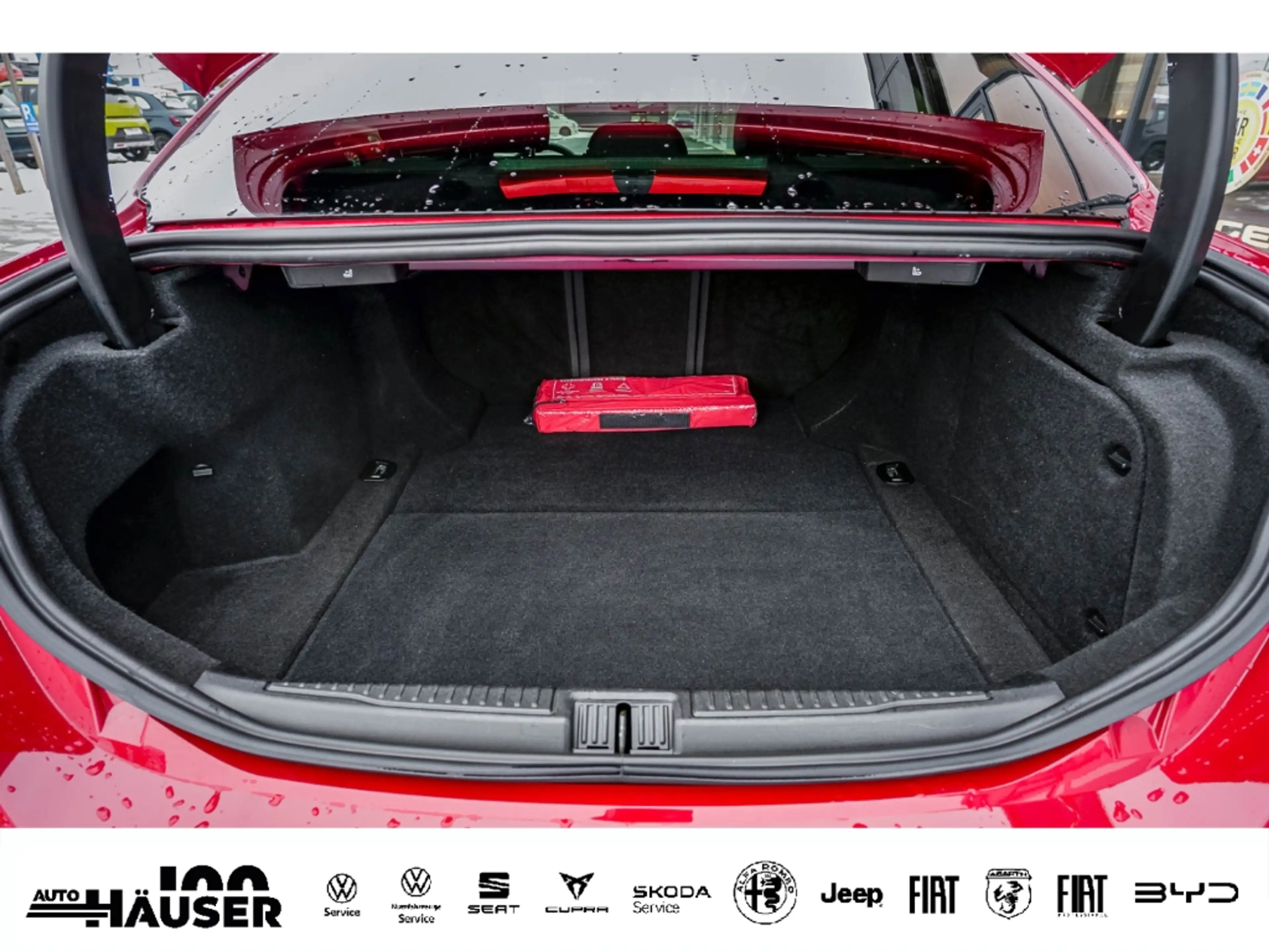Alfa Romeo Giulia Competizione 2.0 Turbo AT8 Q4 HARMAN-KARDON EL. SI — photo 9