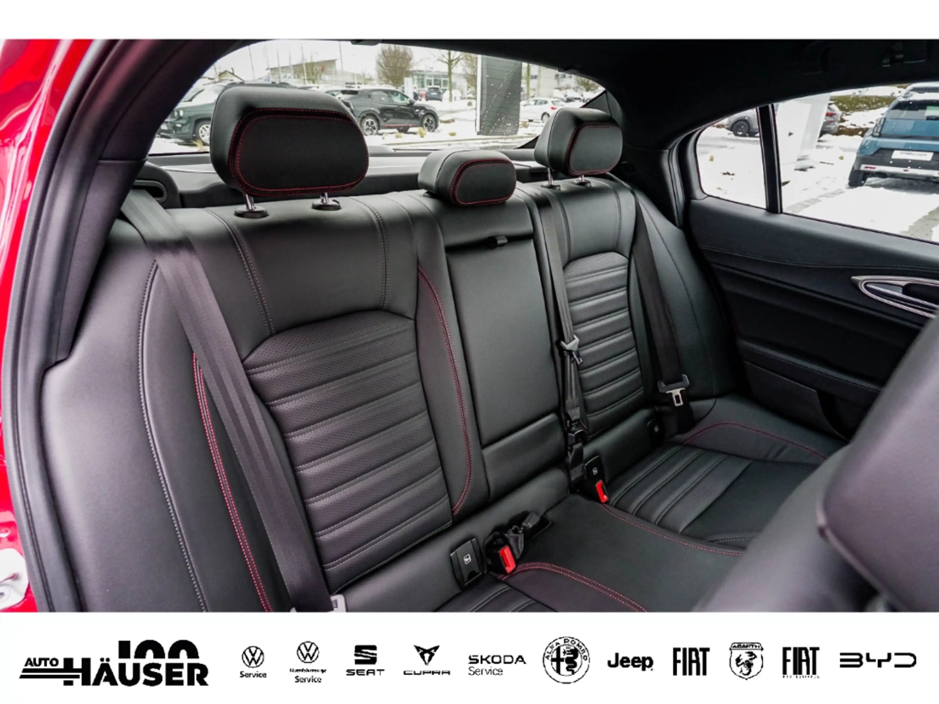 Alfa Romeo Giulia Competizione 2.0 Turbo AT8 Q4 HARMAN-KARDON EL. SI — photo 12