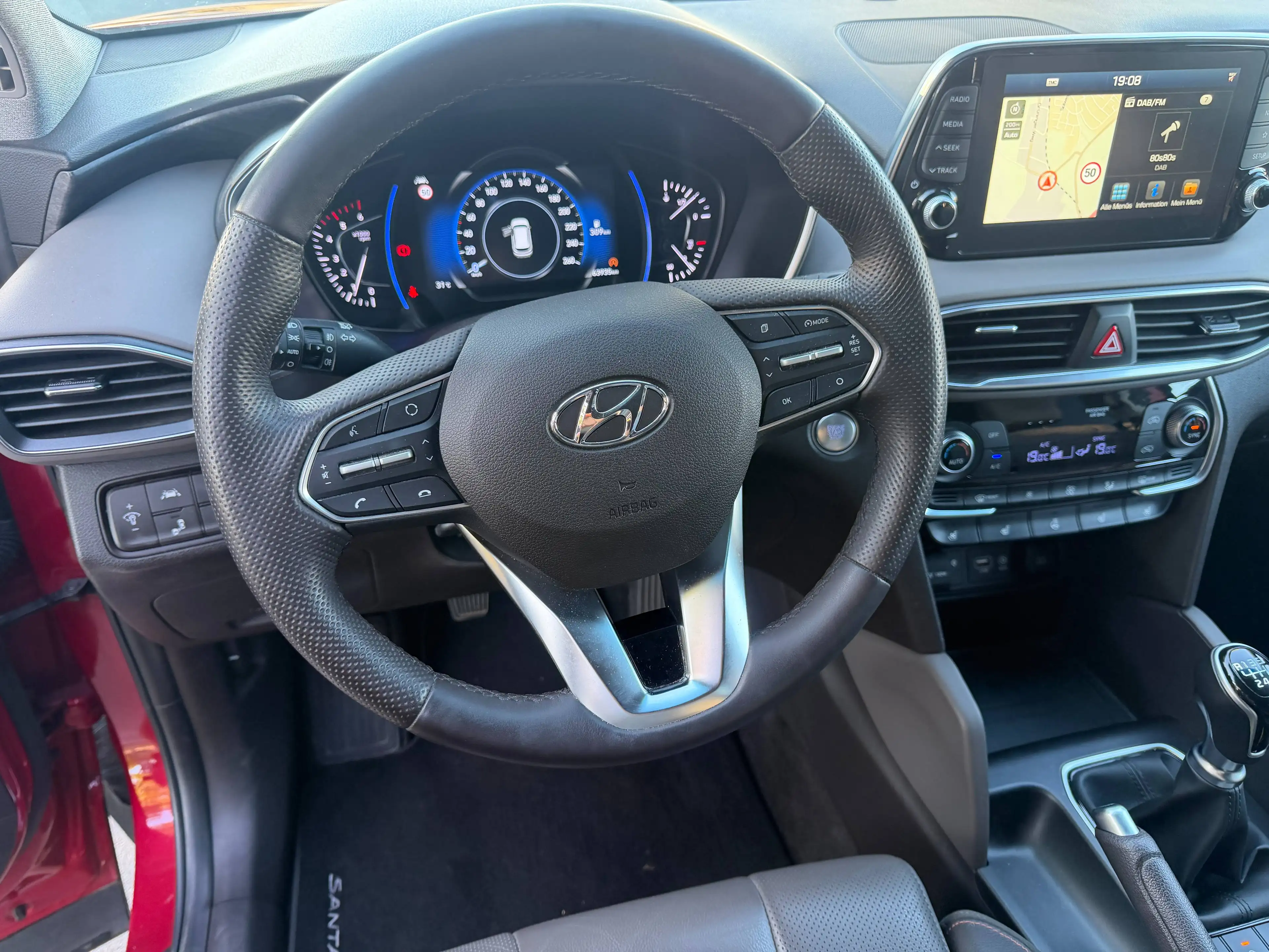 Hyundai SANTA FE Premium 2WD *LEDER*AHK* — photo 17