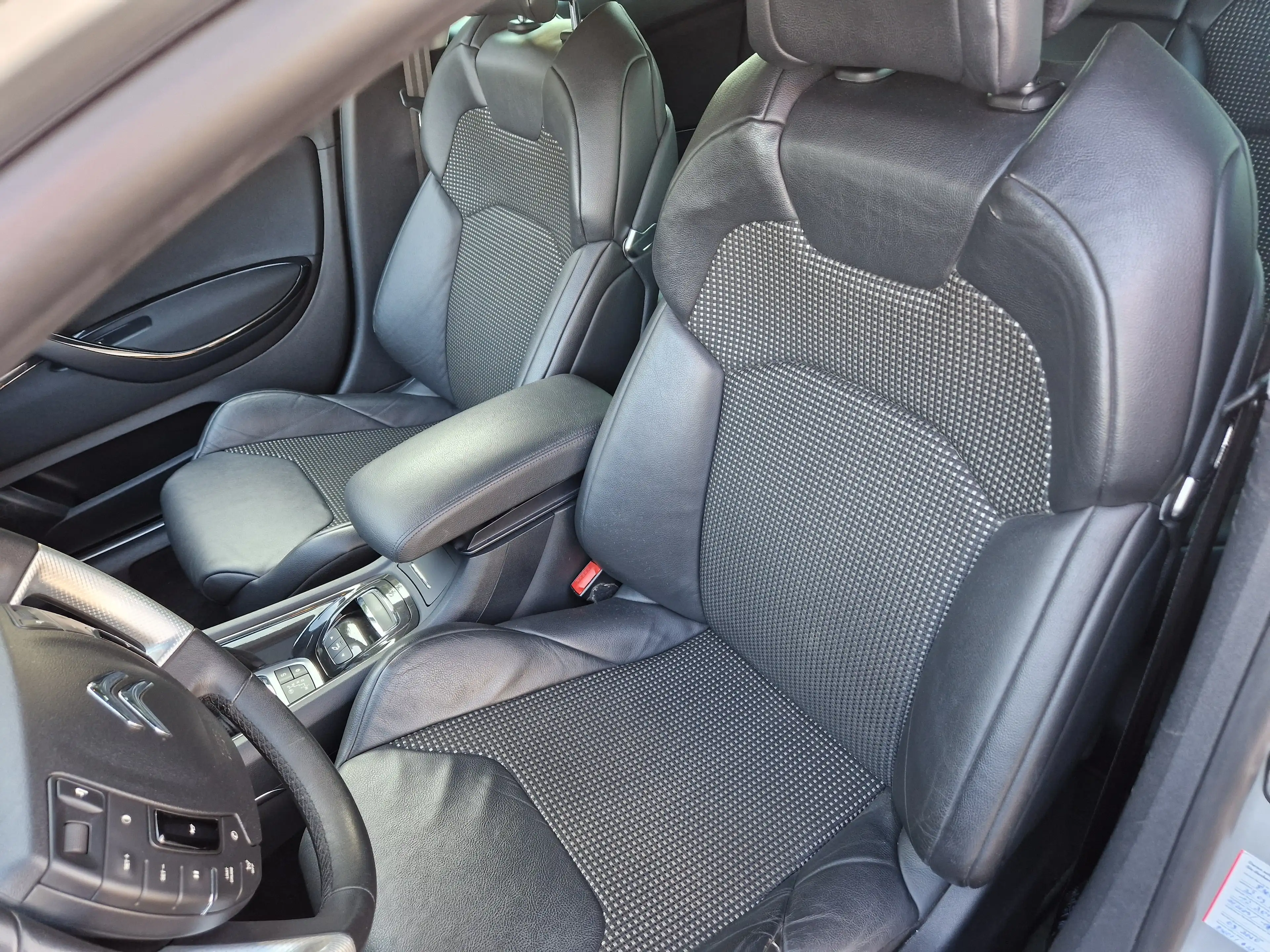 Citroen C5 C5 Tourer BlueHDi 180 S — photo 14