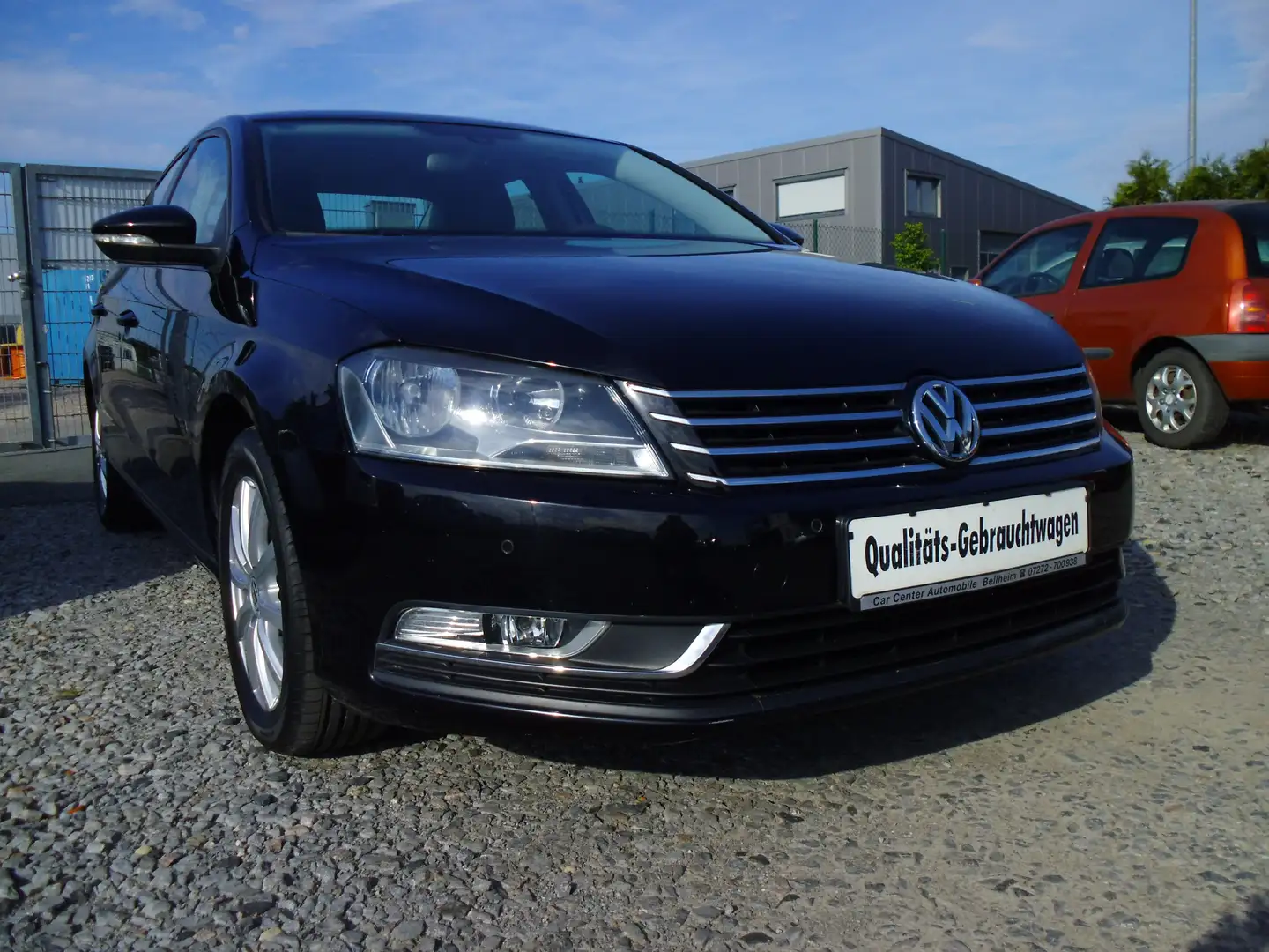 Volkswagen Passat 1.6 TDI BlueMotion/Trendline2.Hand/Klima/StartStop crna - 1