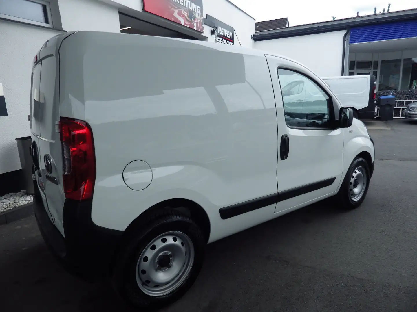 Fiat Fiorino Basis Kasten Blanc - 2
